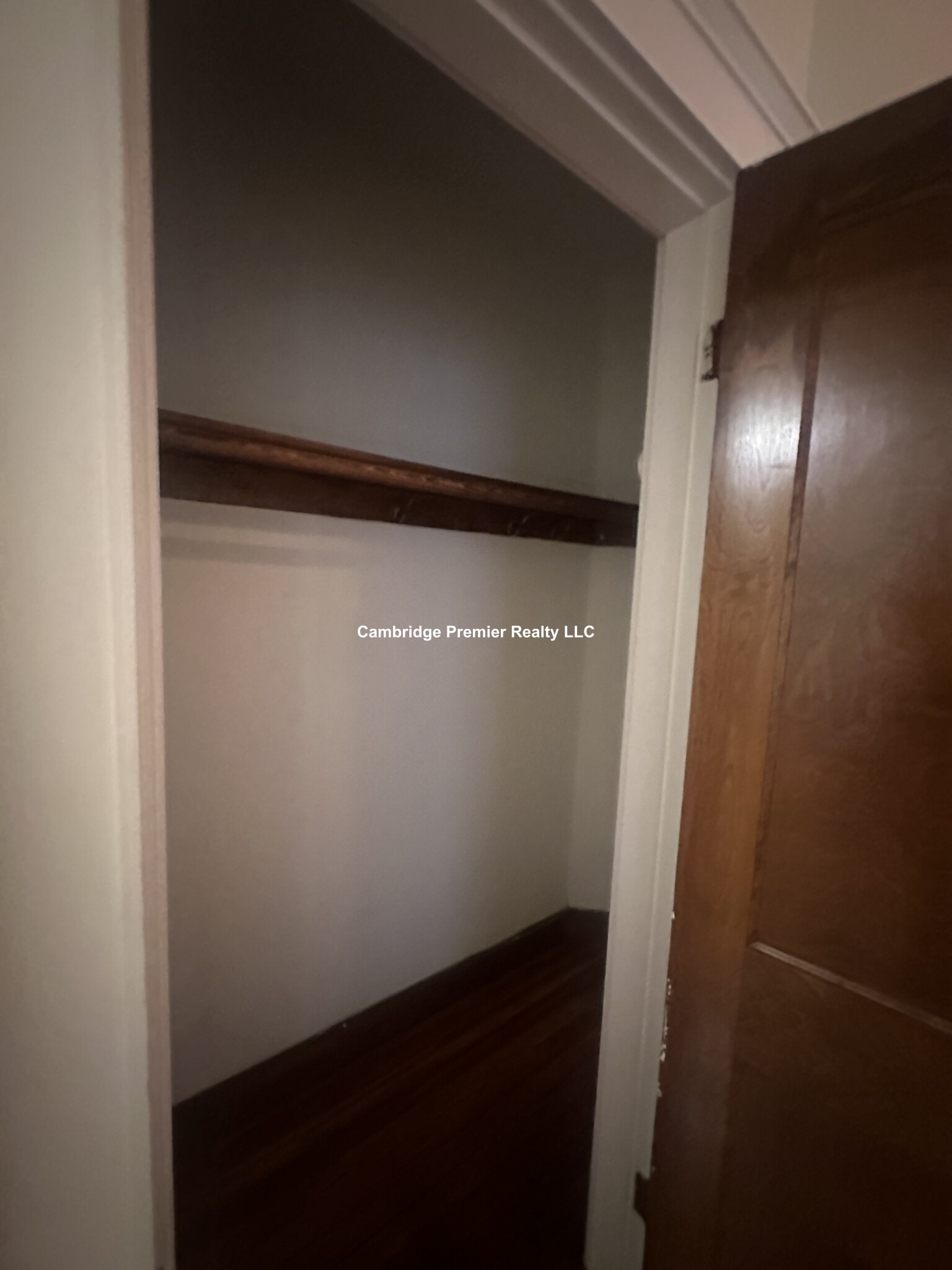 33 Concord Ave, Harvard Square