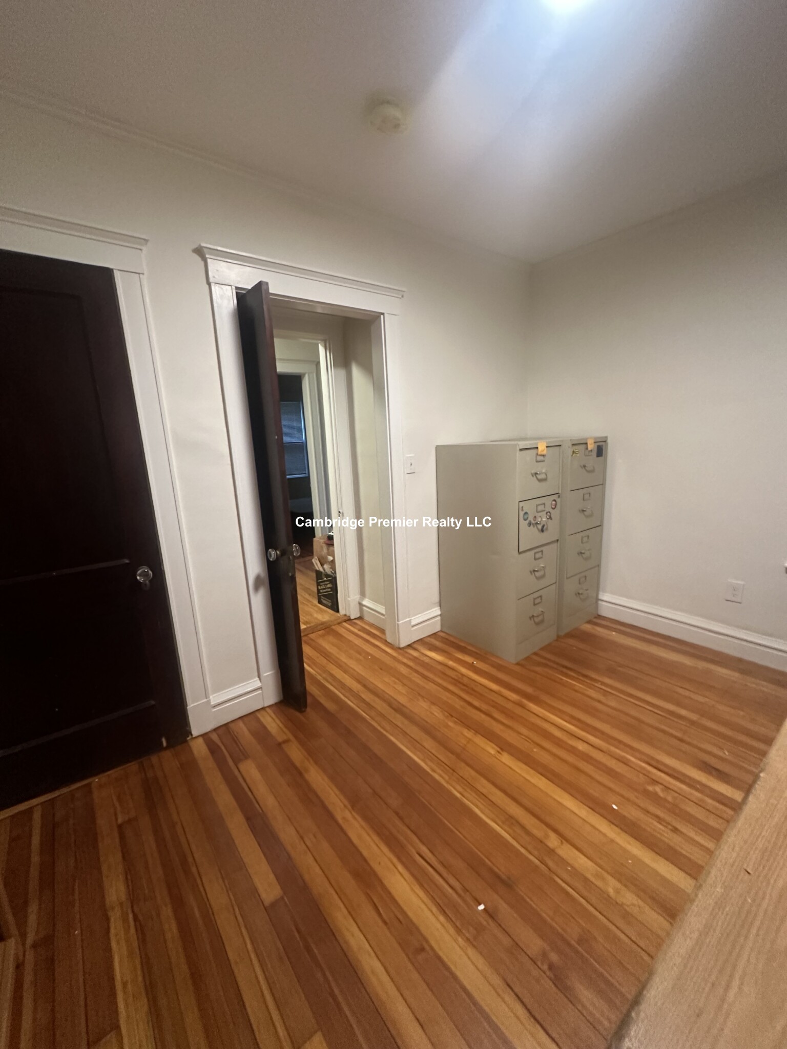 33 Concord Ave, Harvard Square