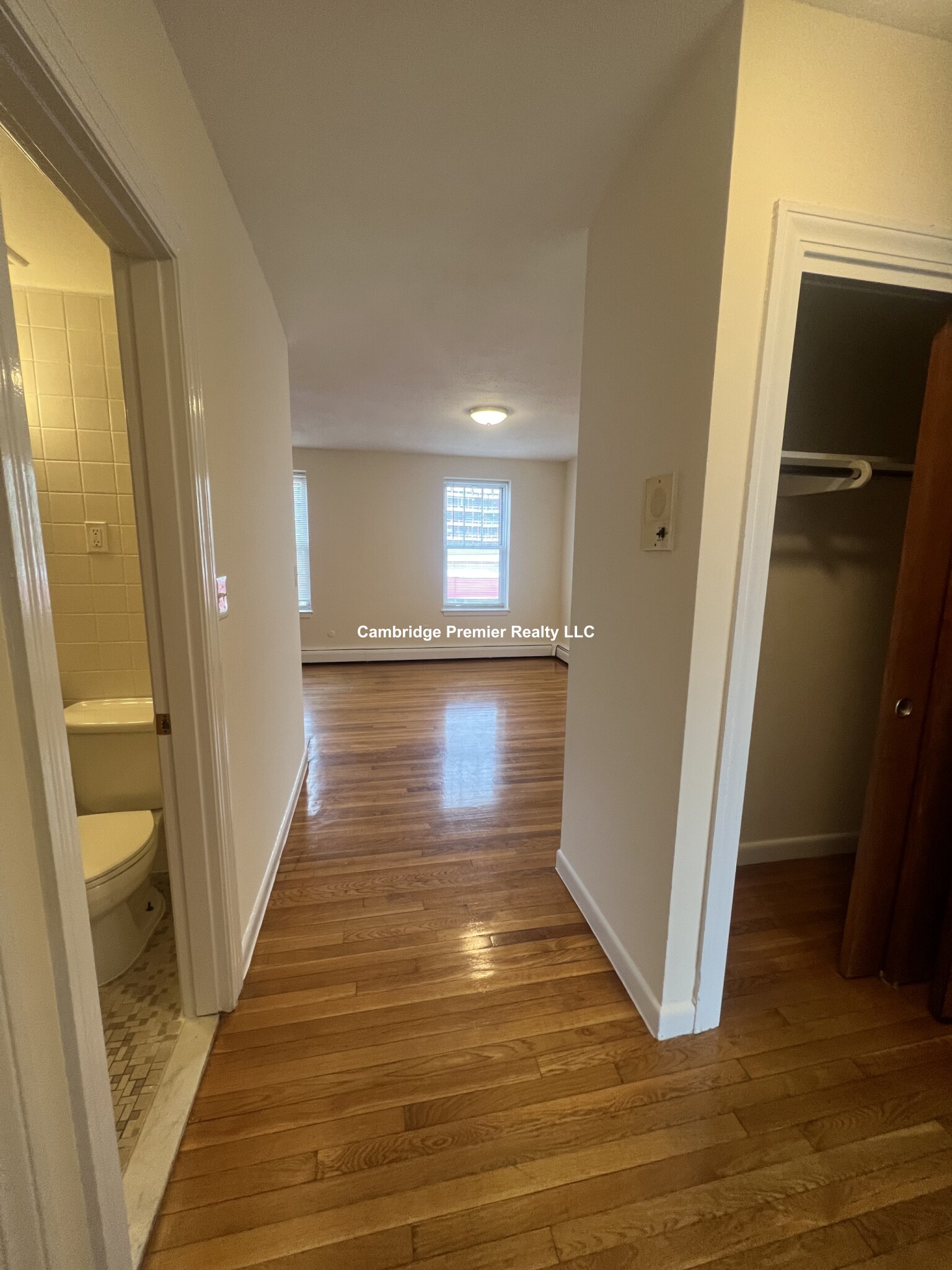 168 N Beacon St, Brighton