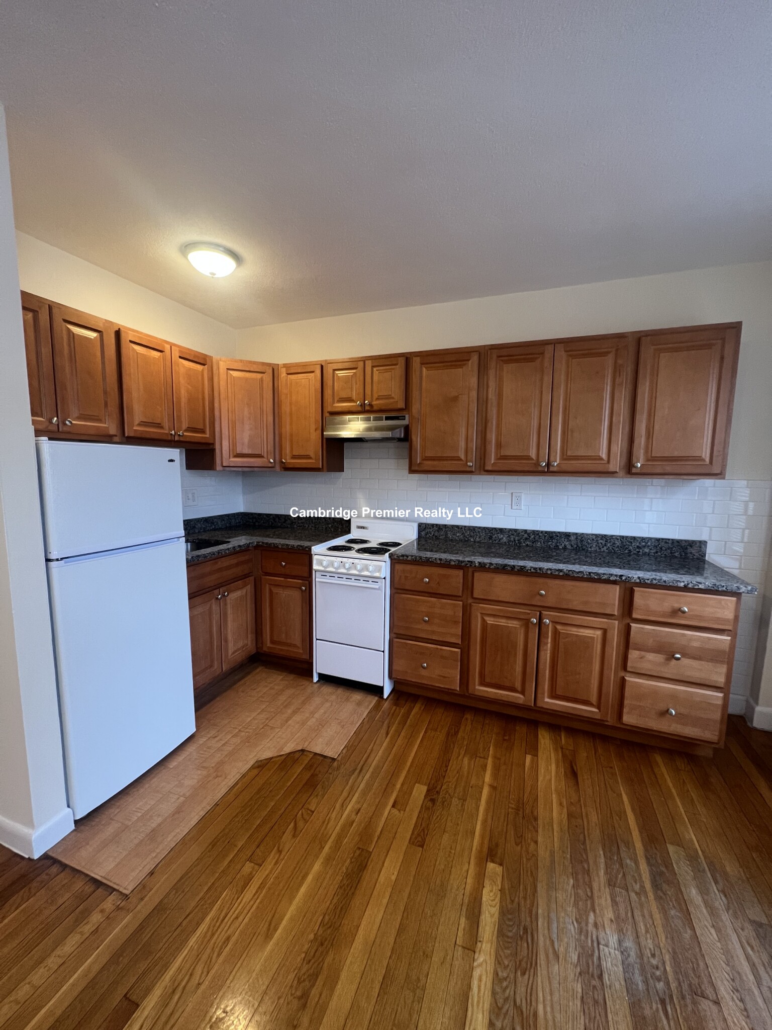 168 N Beacon St, Brighton