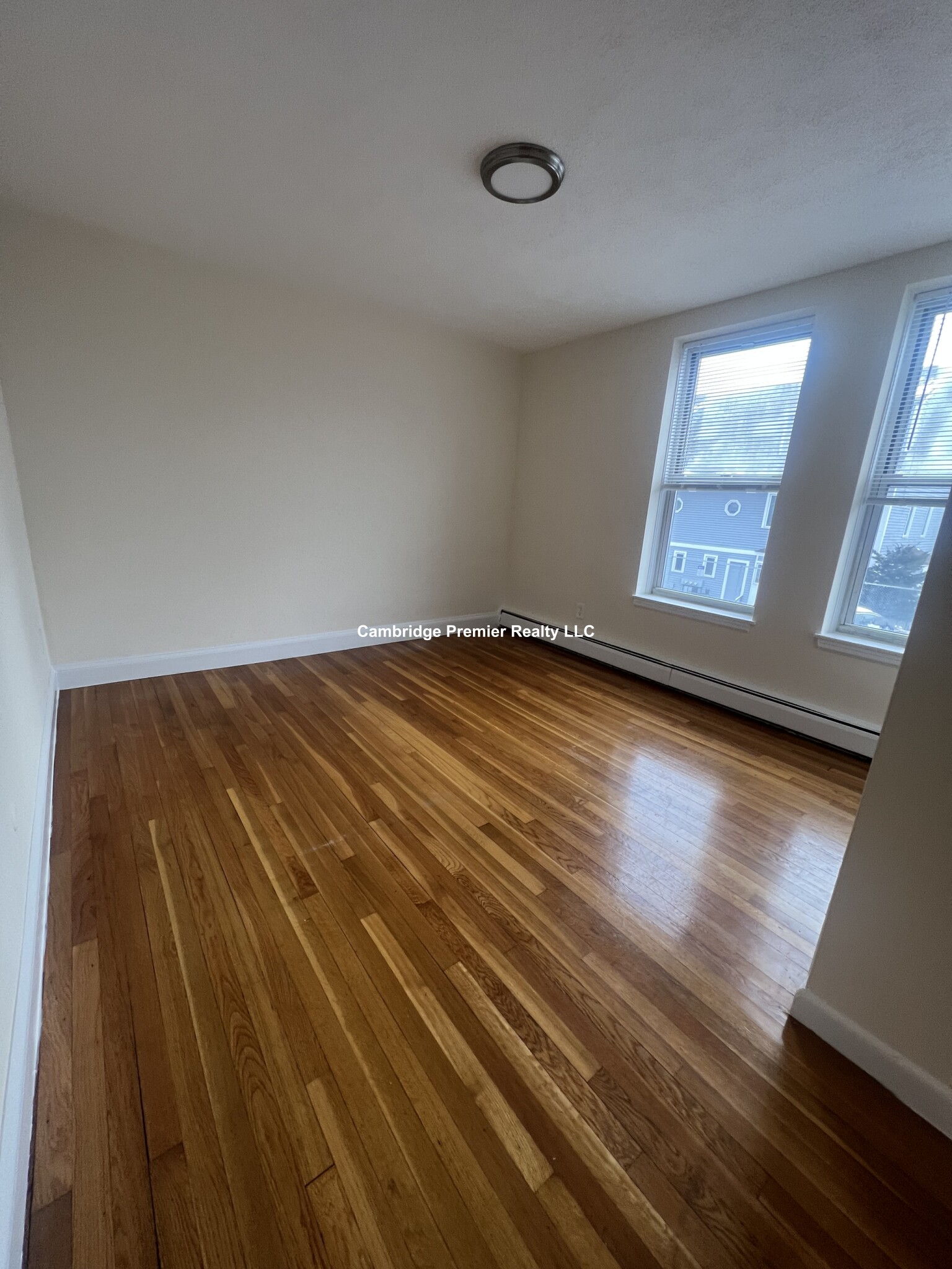 168 N Beacon St, Brighton