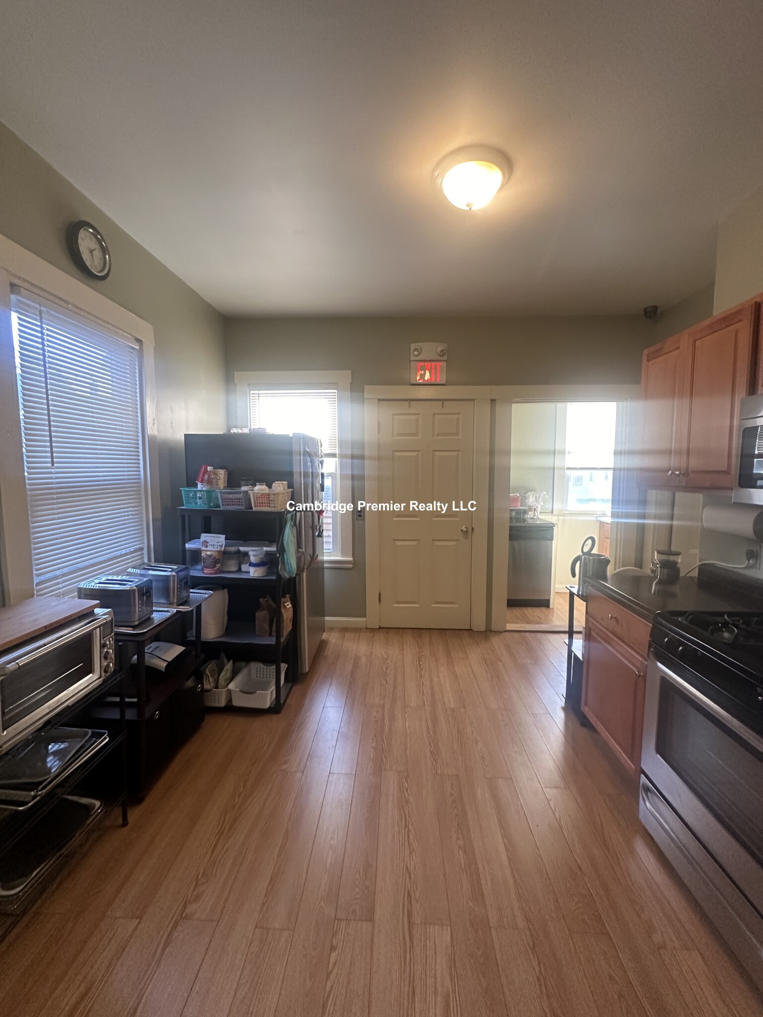 374 Highland Ave, Davis Square