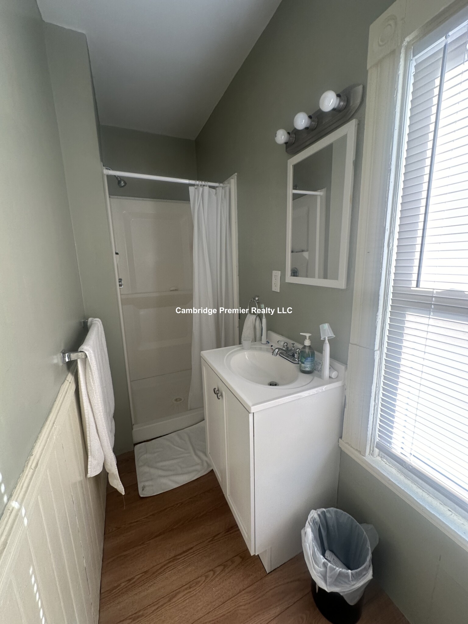 374 Highland Ave, Davis Square