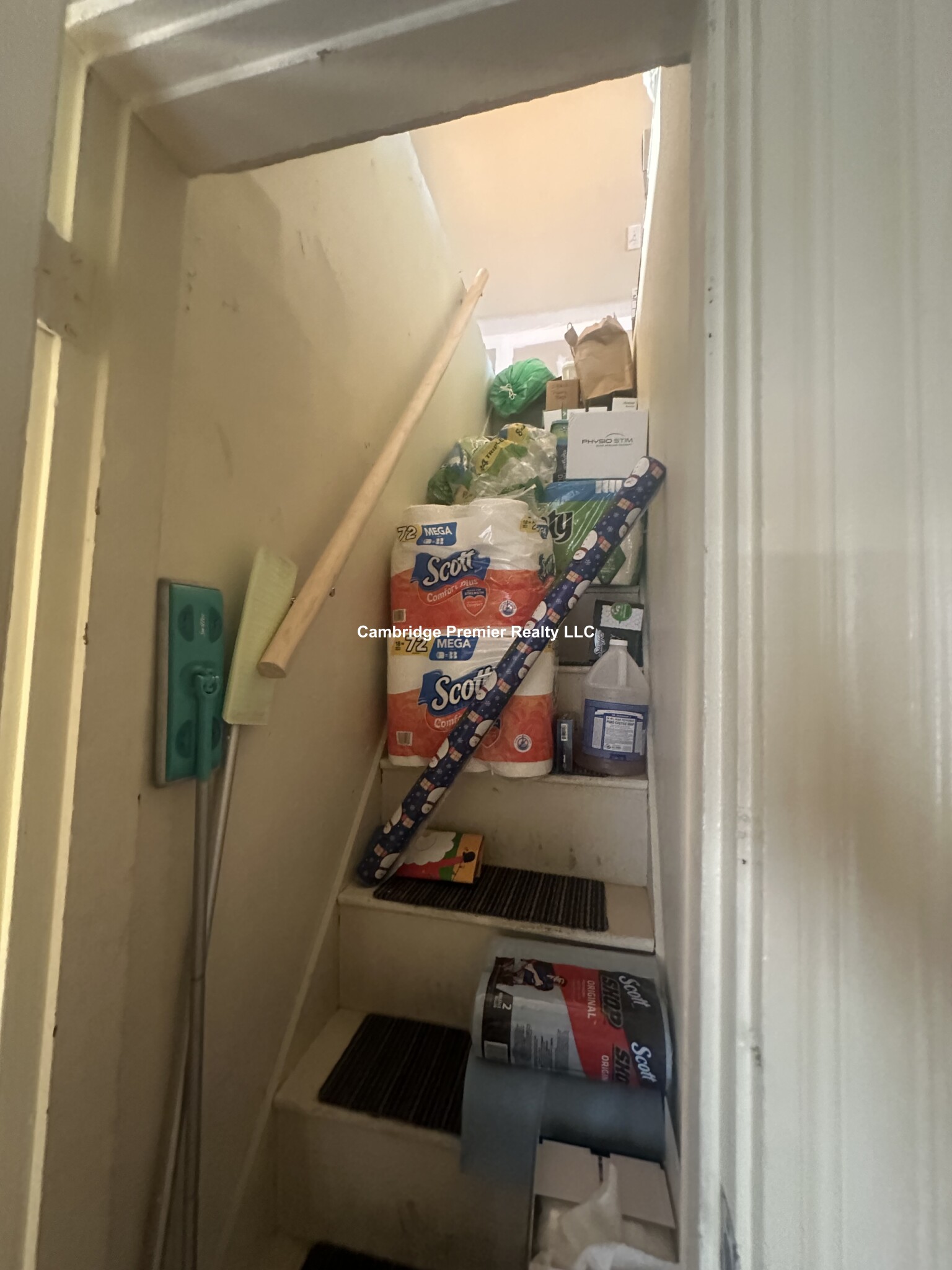 374 Highland Ave, Davis Square