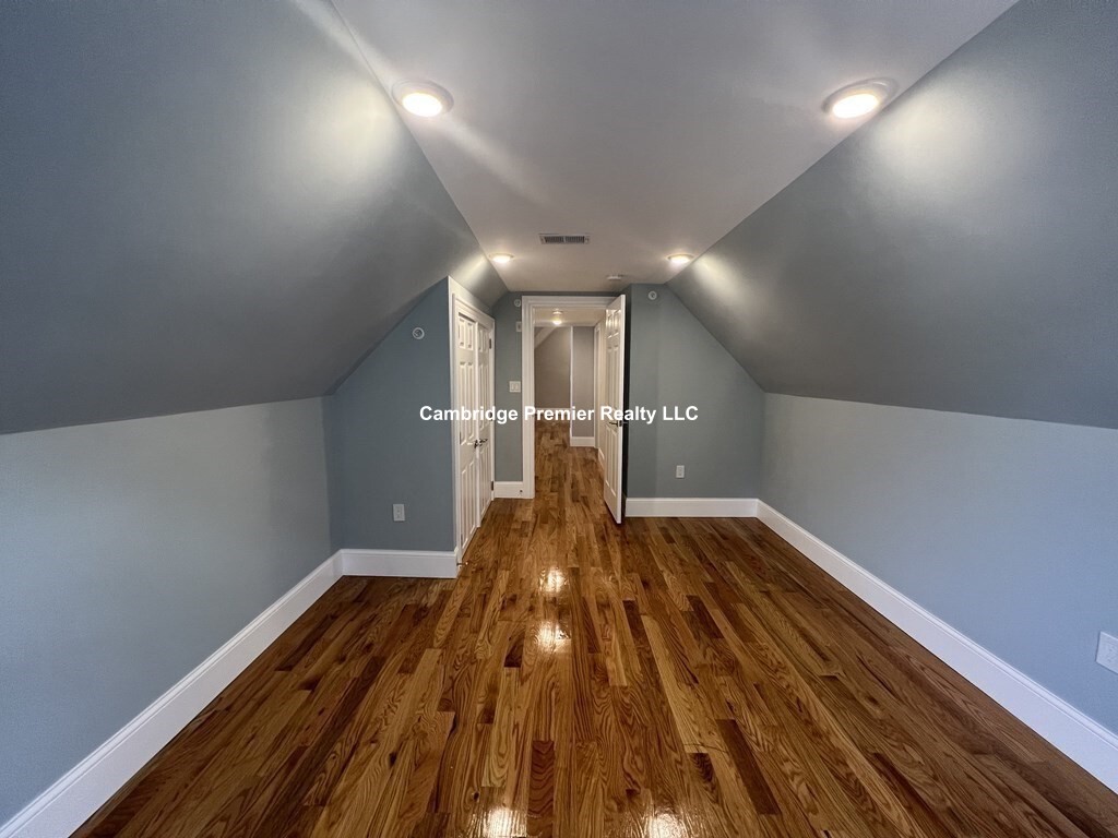 158 Morrison Ave, Powder House Square