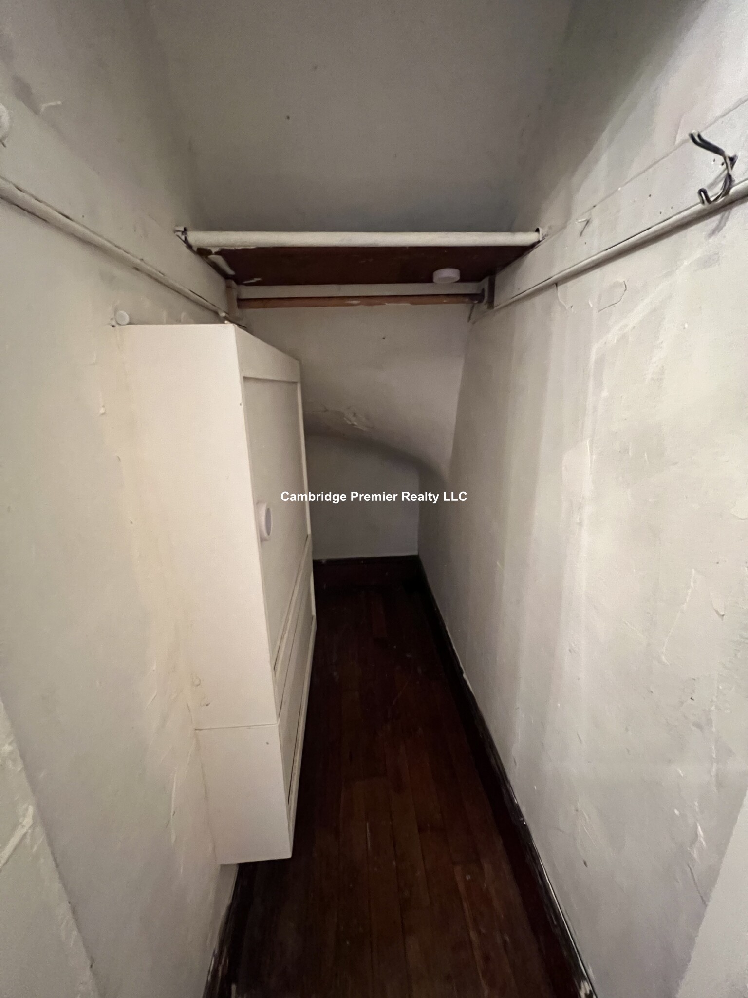 472 Medford St, Davis Square