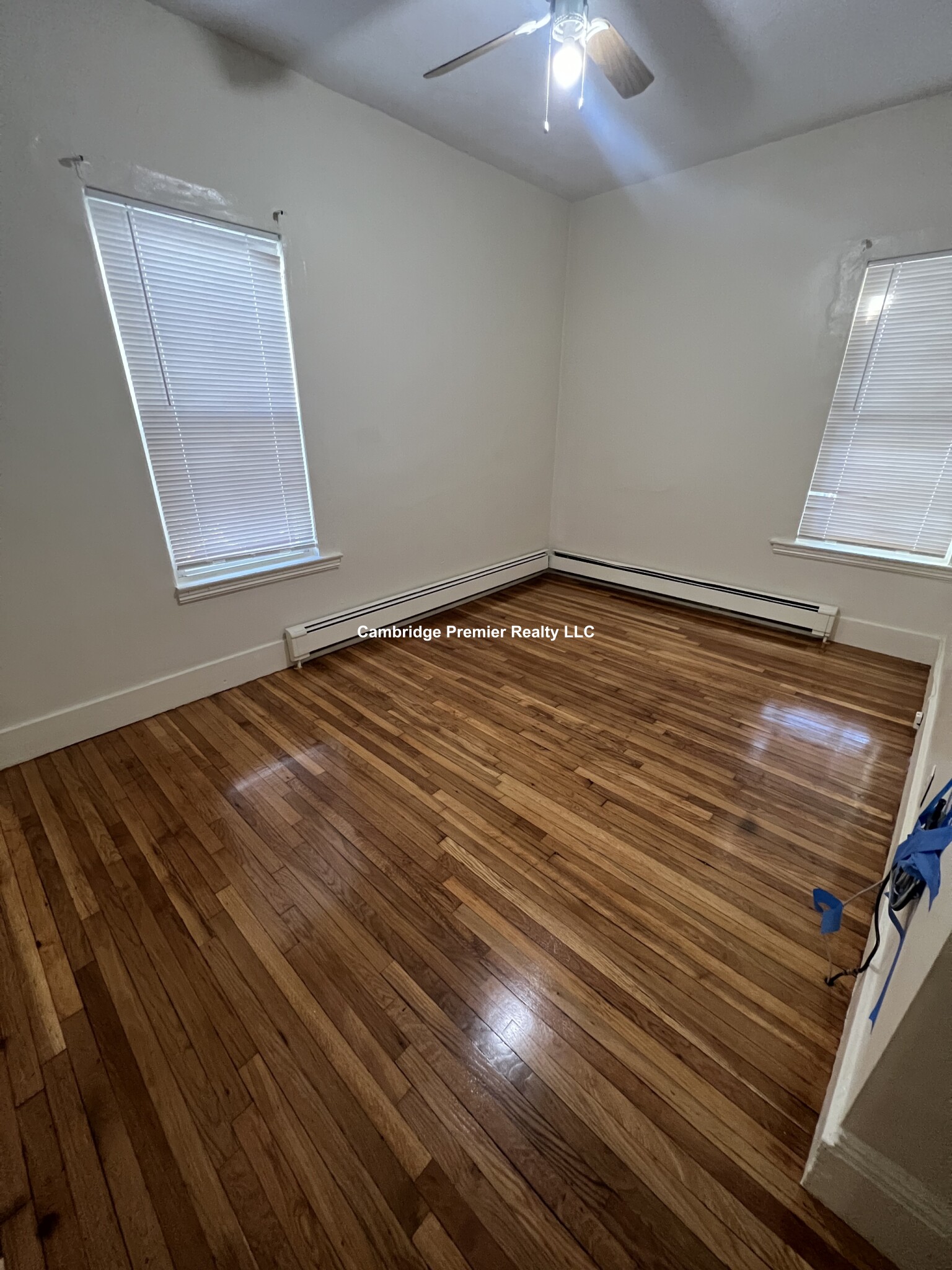 472 Medford St, Davis Square