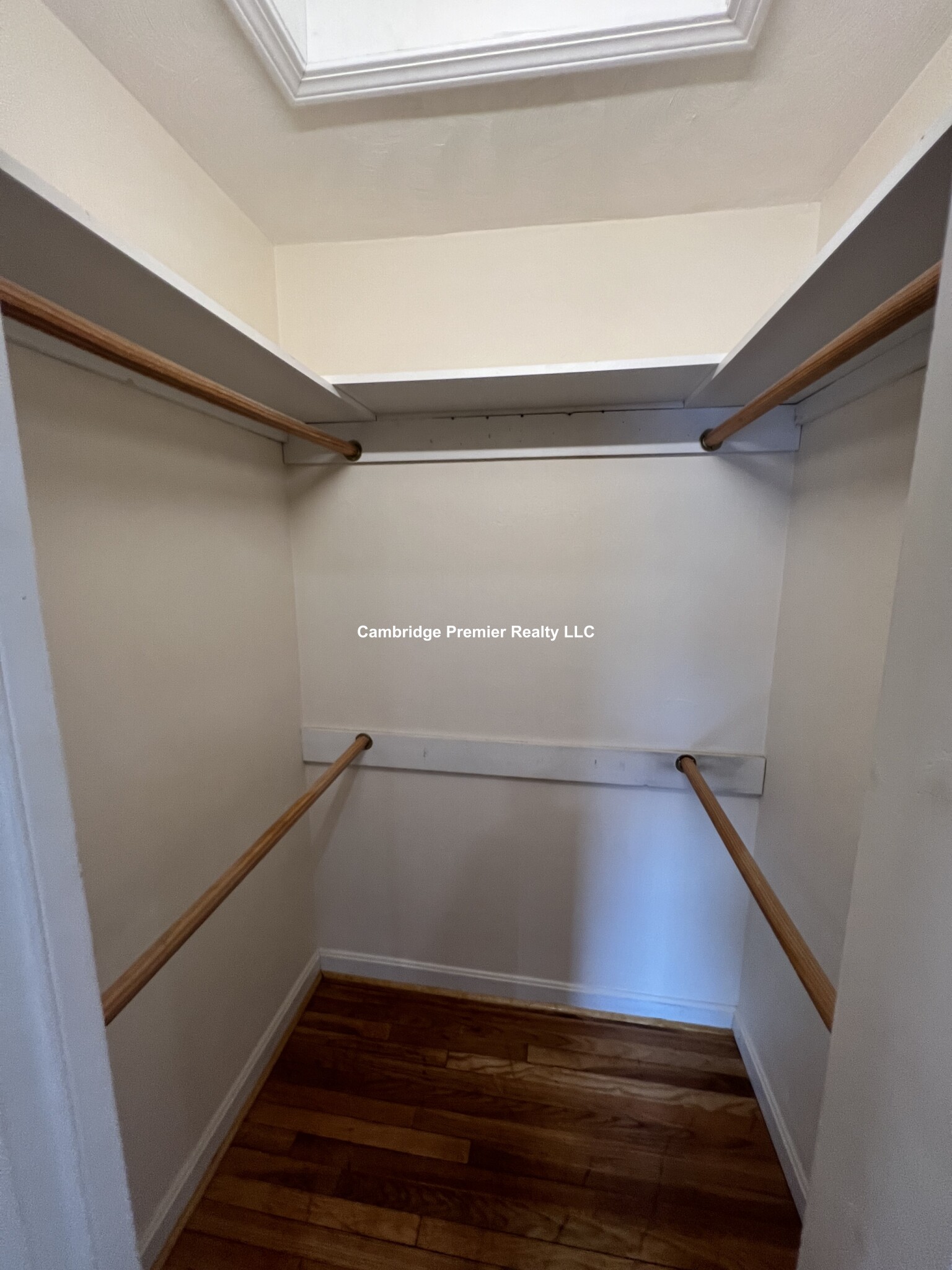 15 Howe St, Magoun Square