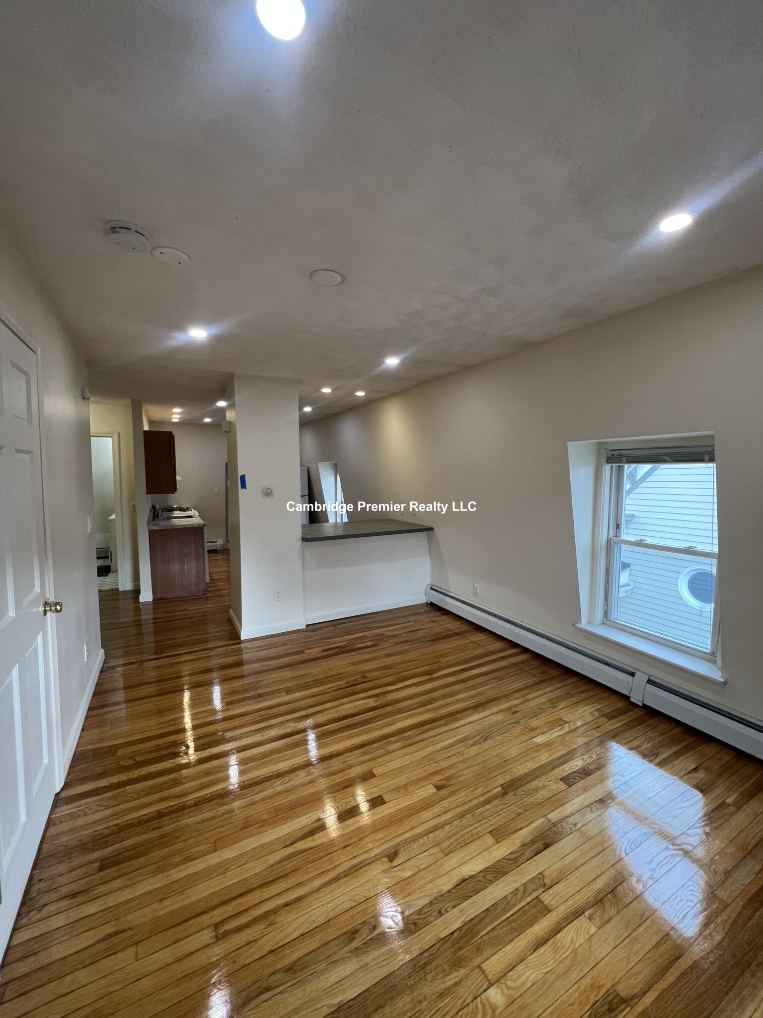 15 Howe St, Magoun Square