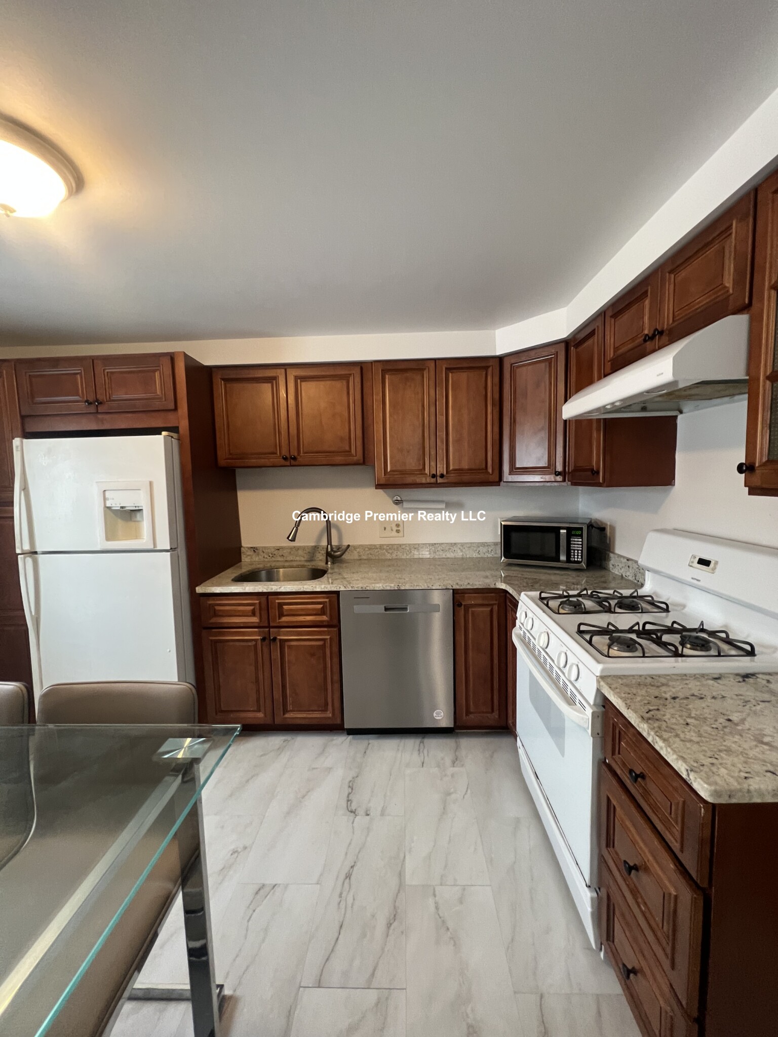 18 Florence St, East Somerville