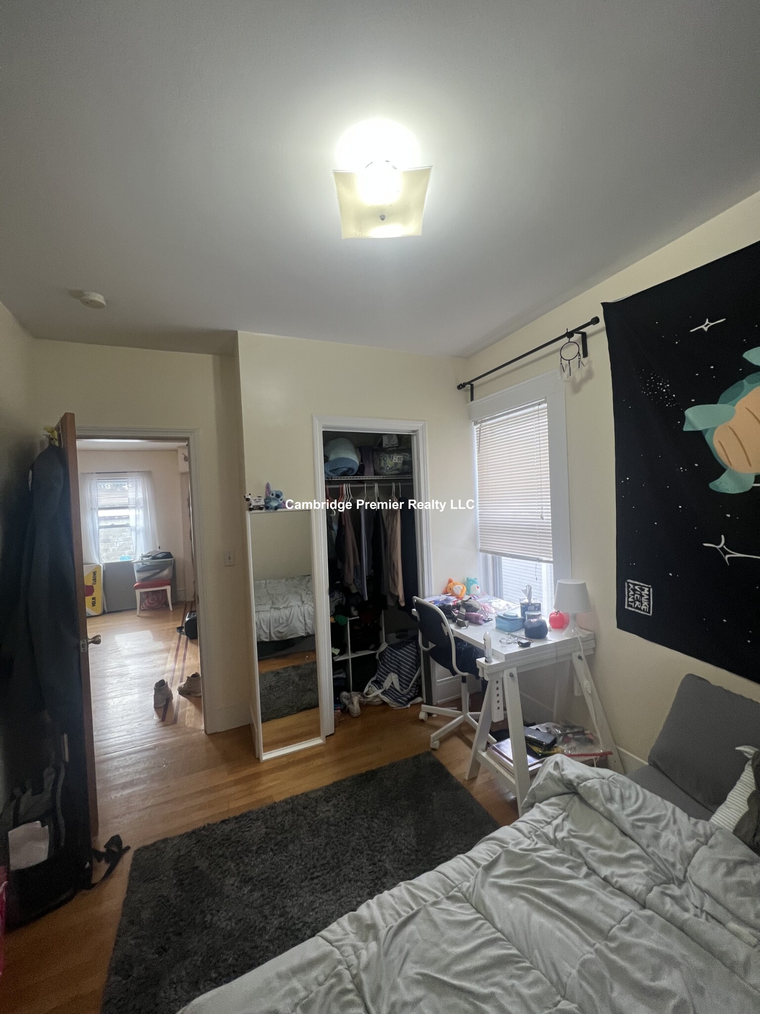 28 Cherry St, Davis Square