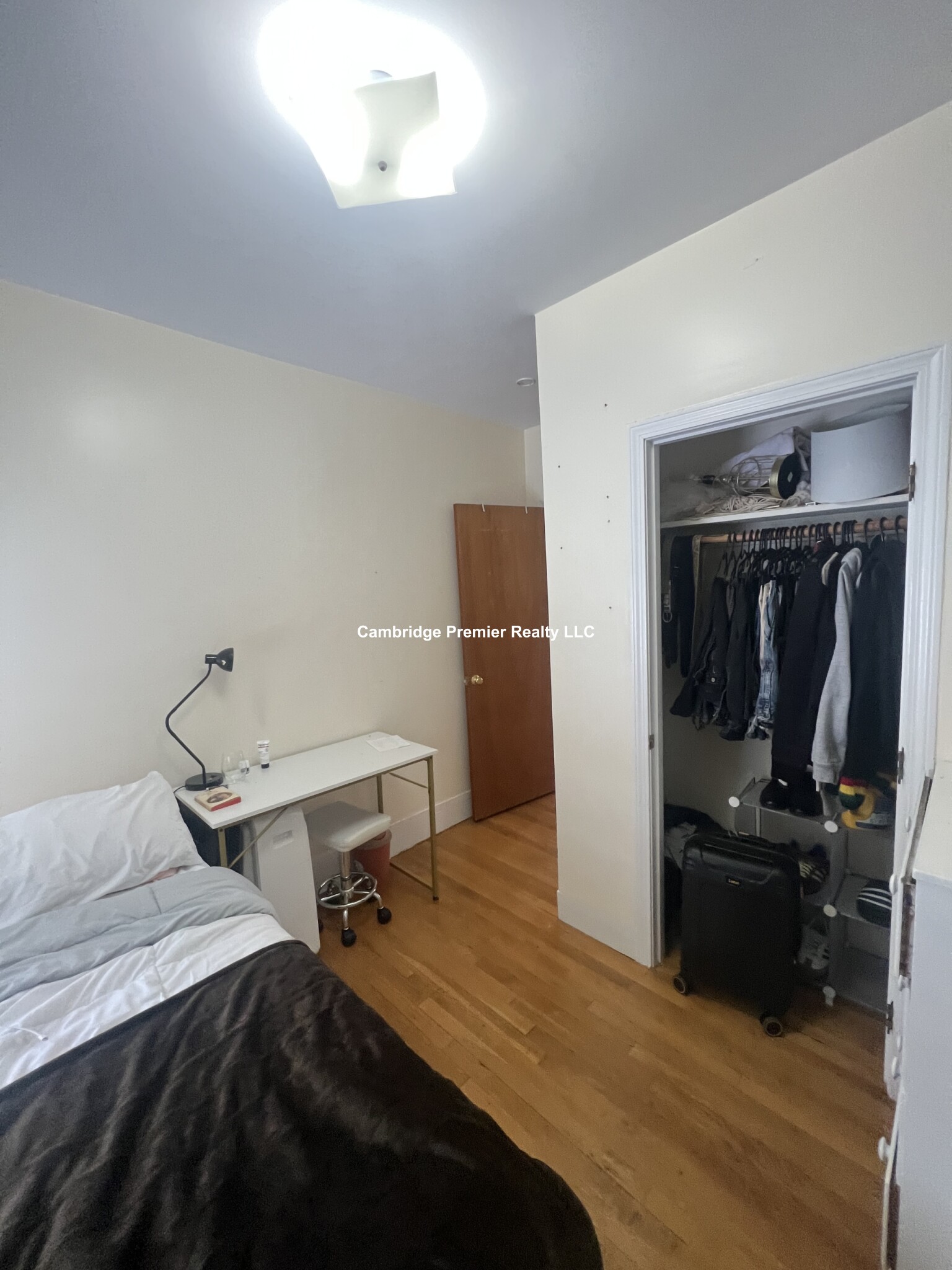 28 Cherry St, Davis Square