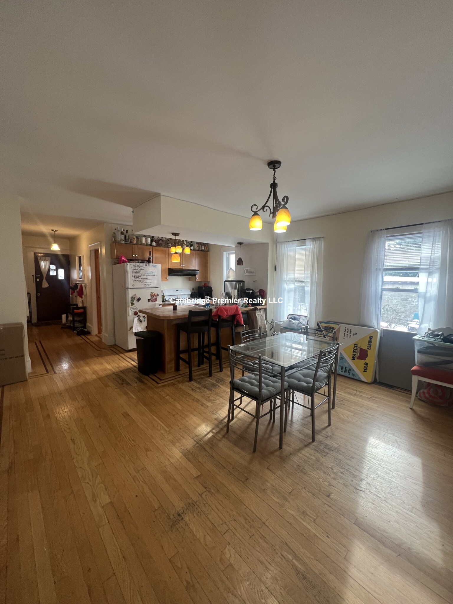 28 Cherry St, Davis Square