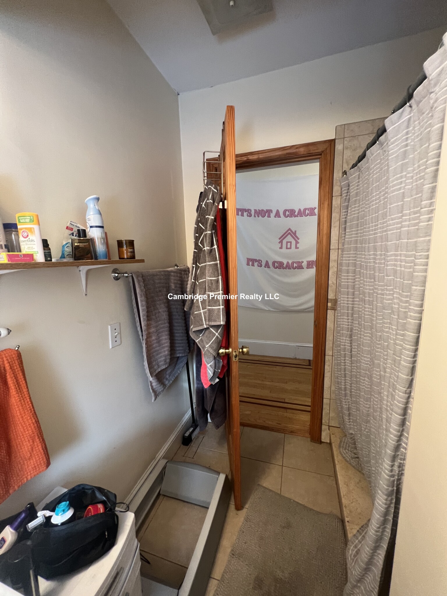 28 Cherry St, Davis Square