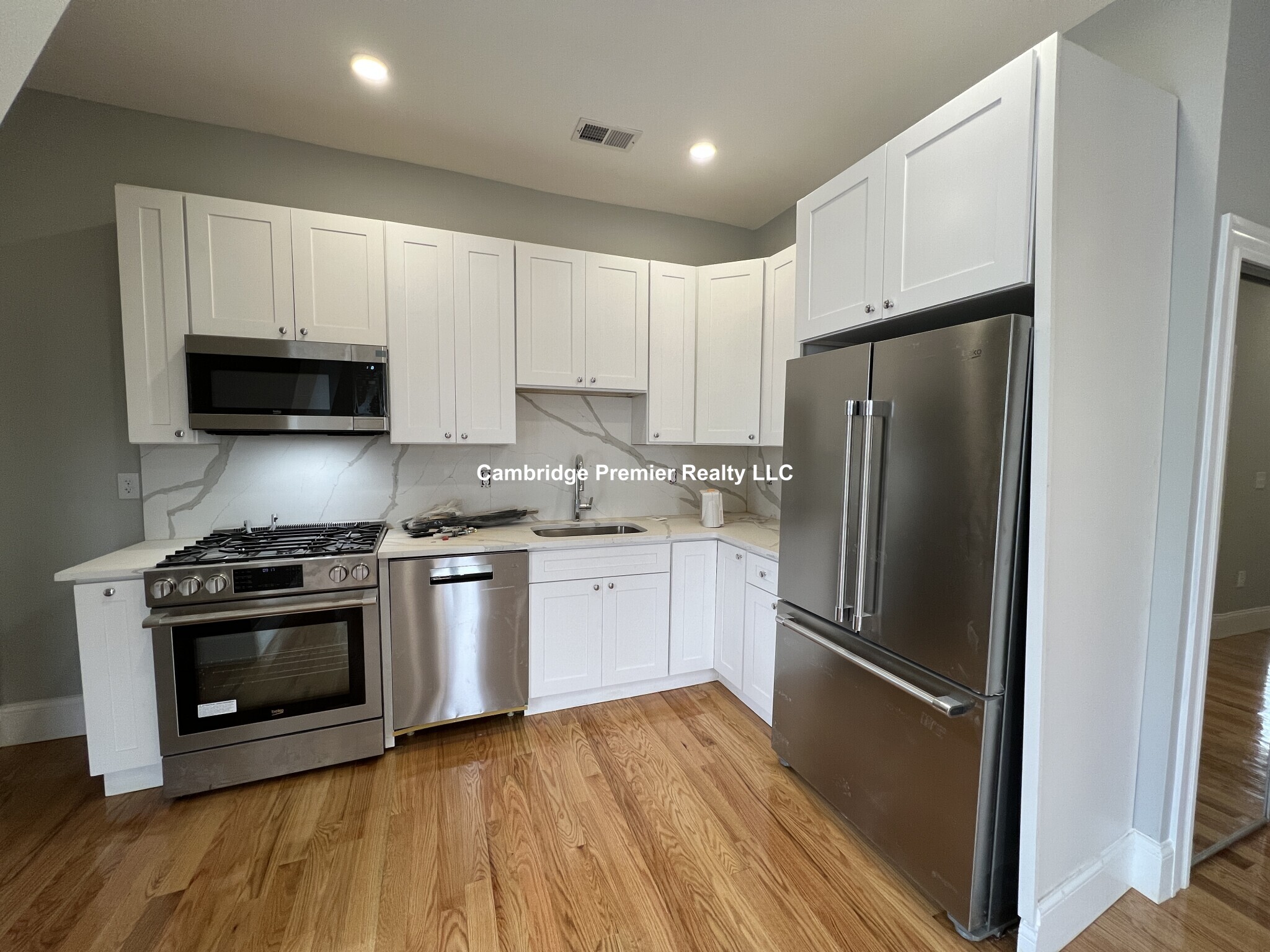 73 Pearl St, Davis Square