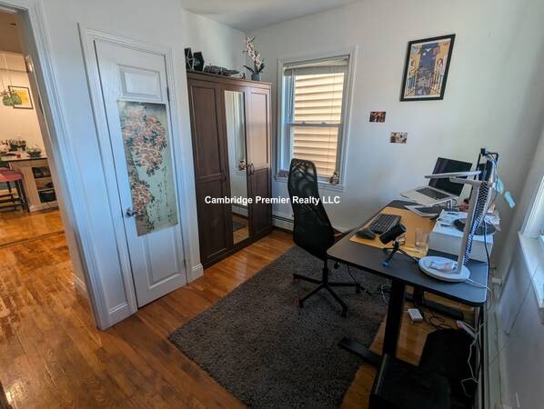 27 Fifth St, East Cambridge