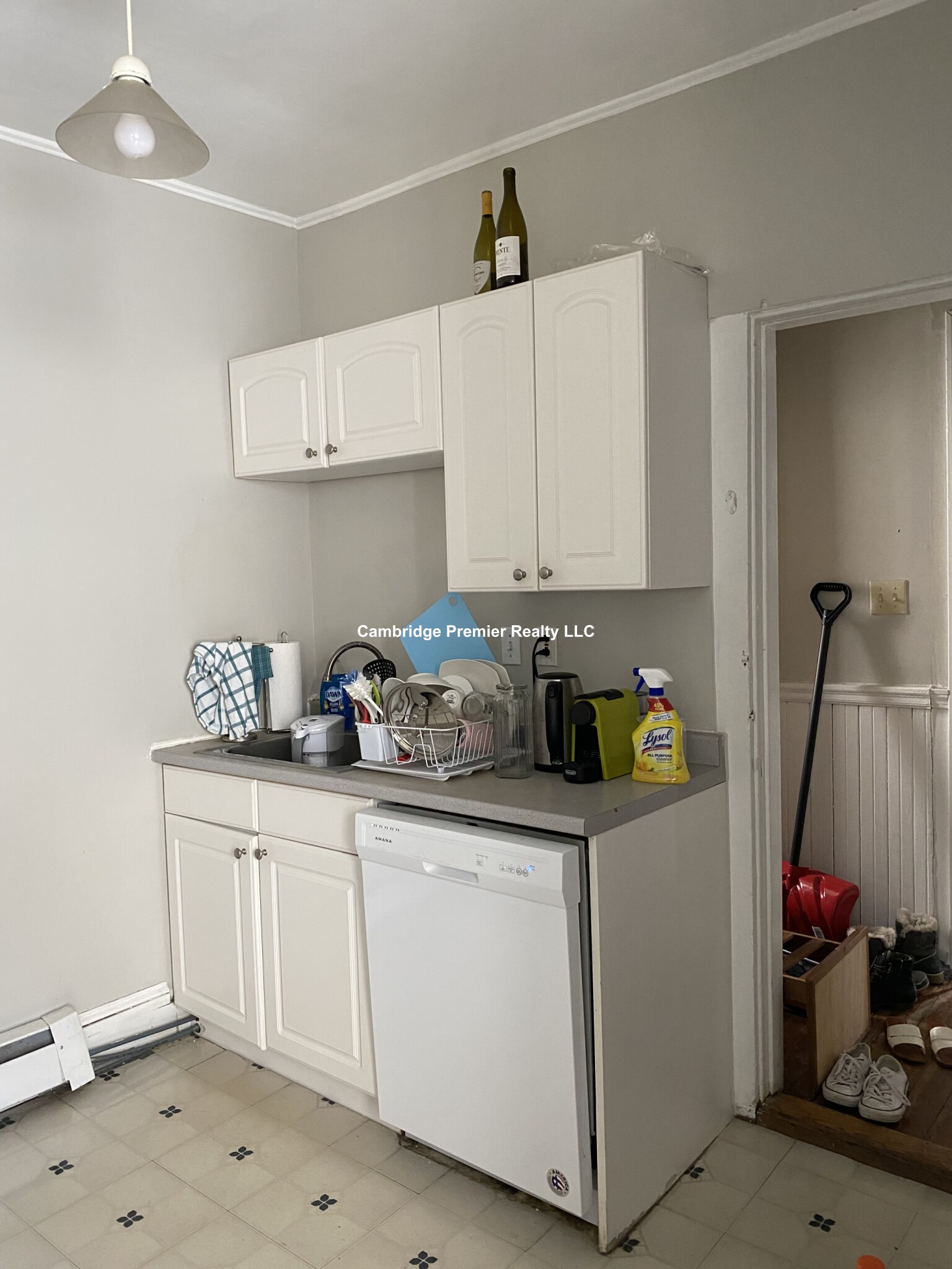 97 Moore St, Cambridgeport