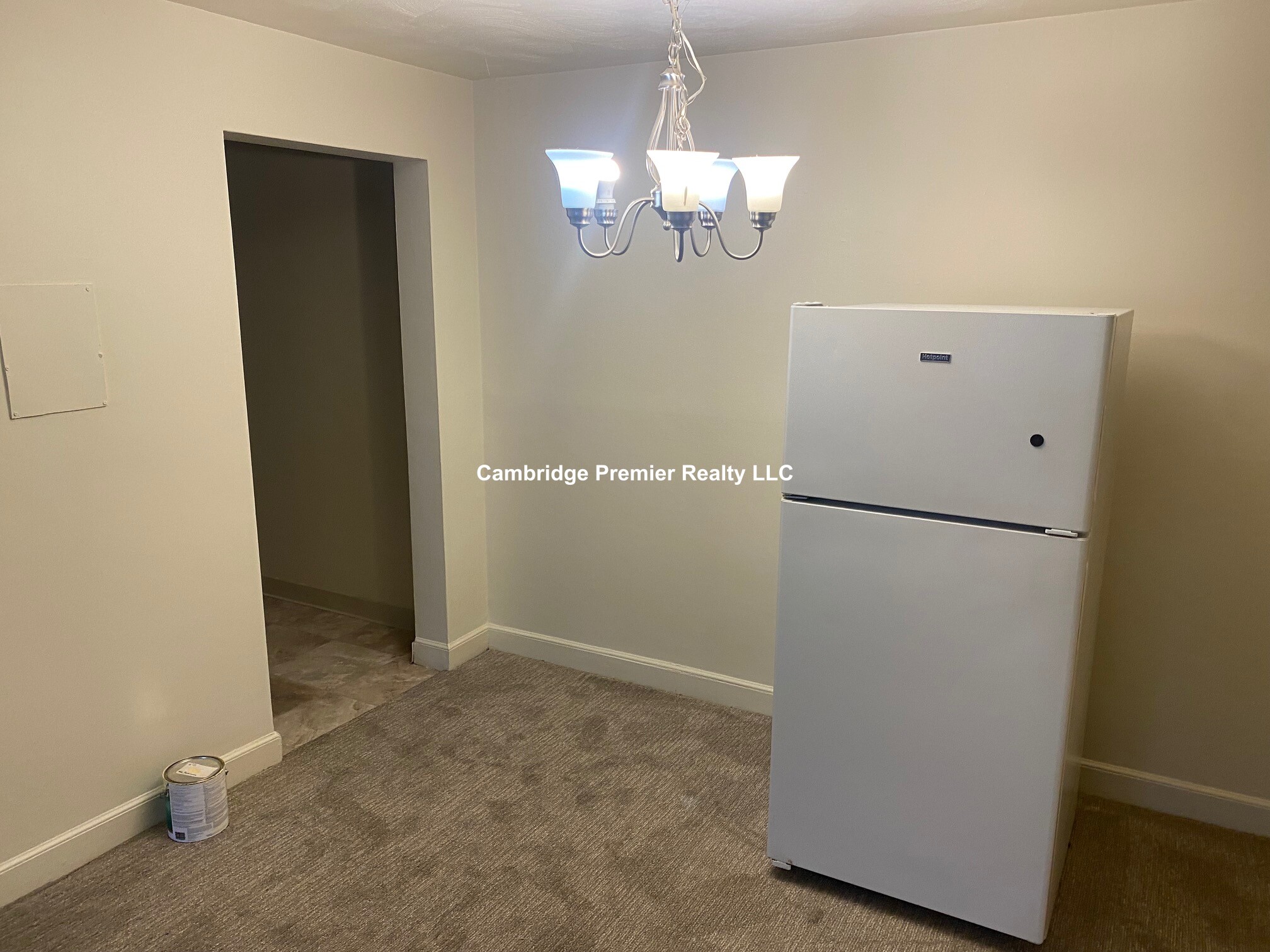 77 Porter St, Davis Square