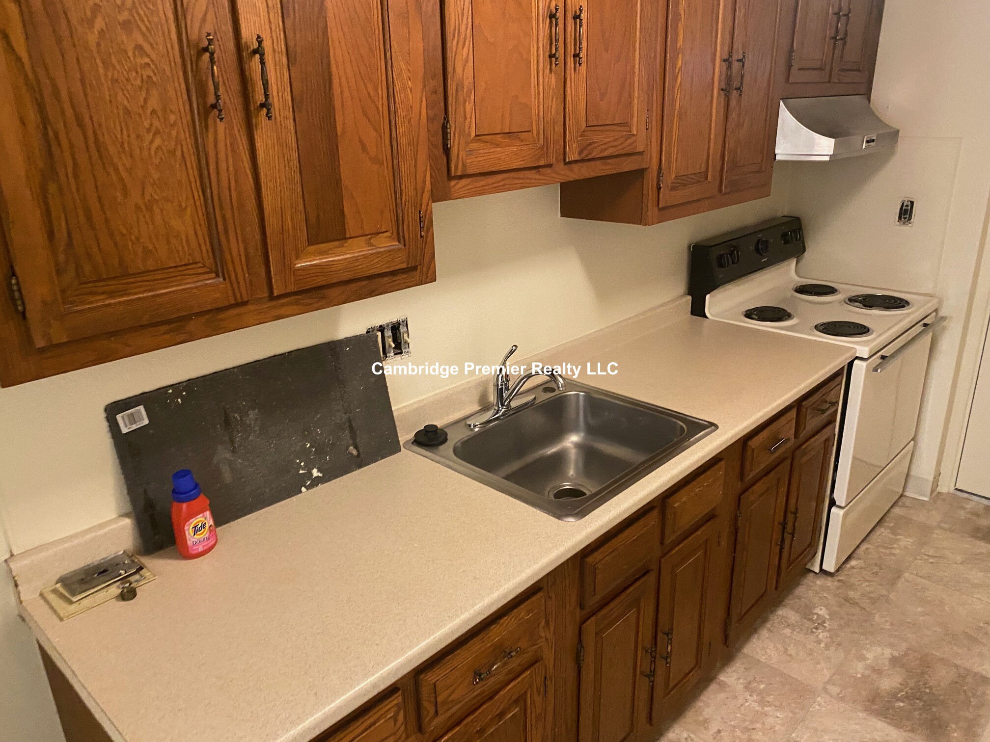 77 Porter St, Davis Square