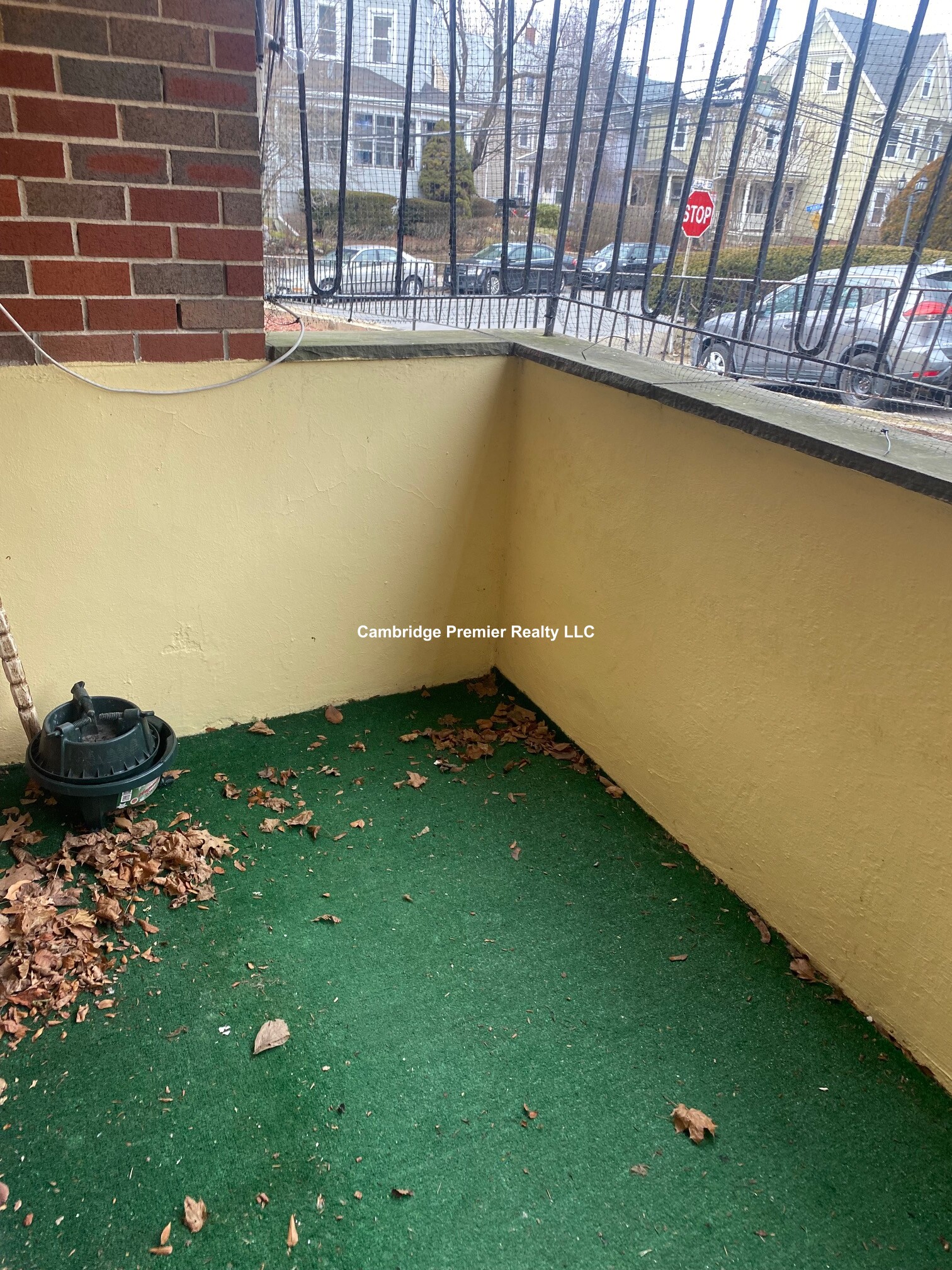 77 Porter St, Davis Square