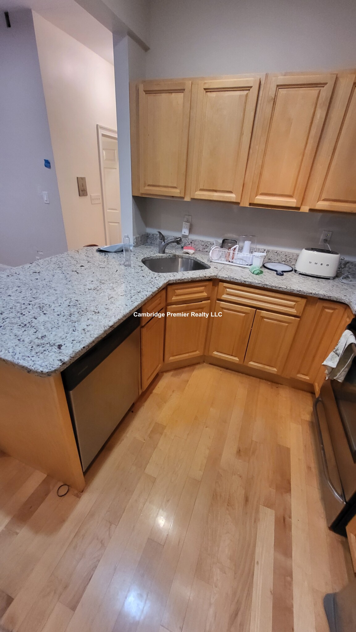 281 Harvard, Central Square