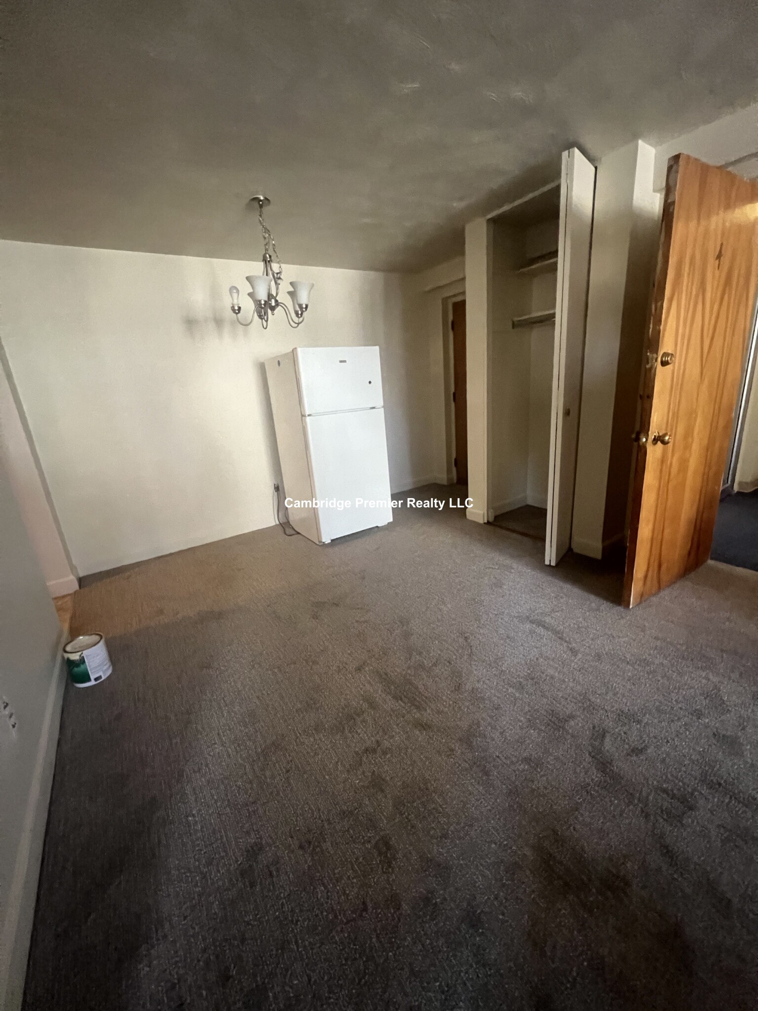 77 Porter St, Davis Square