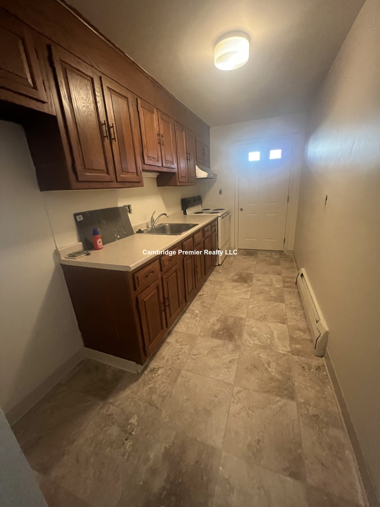 77 Porter St, Davis Square