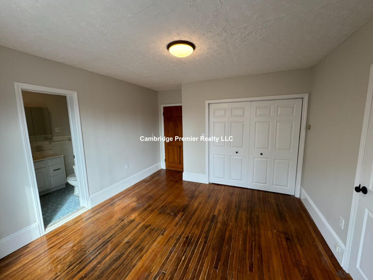 72 College Ave, Davis Square