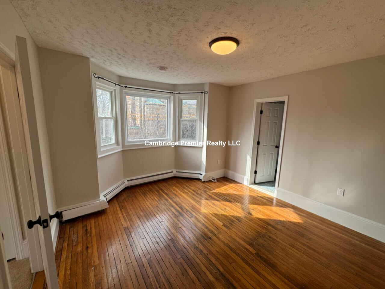 72 College Ave, Davis Square