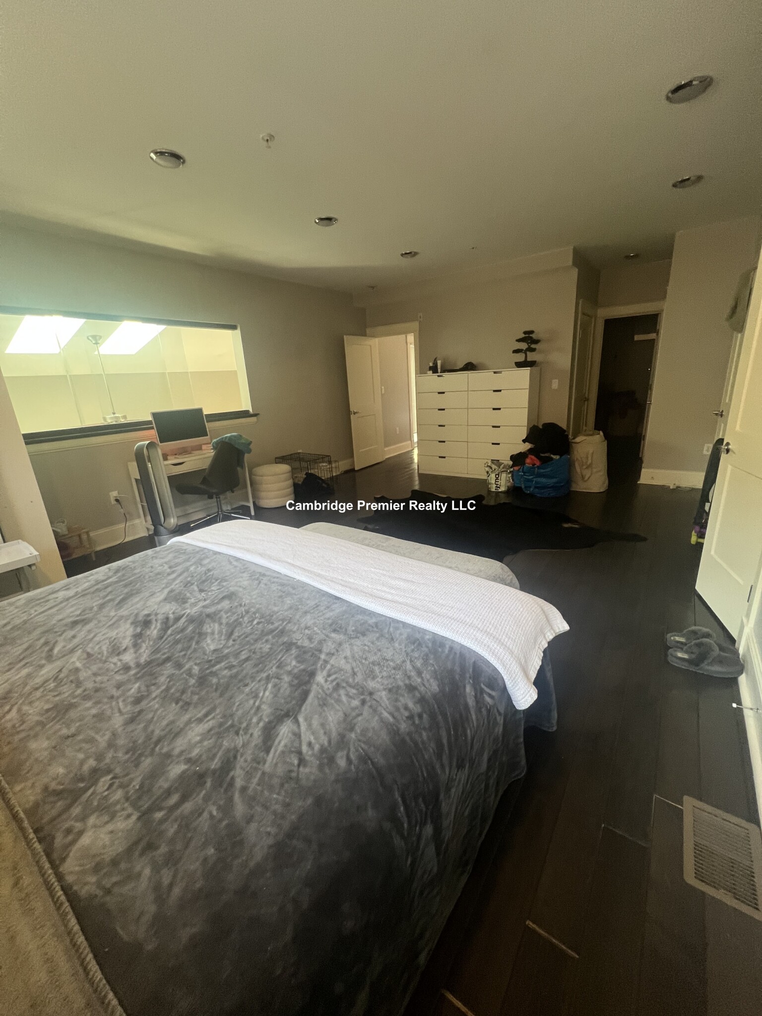 60 Howard St, Watertown Square