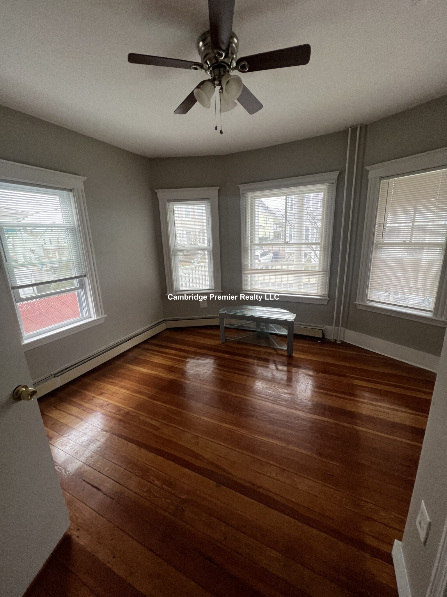 18 Gilmore St, Everett