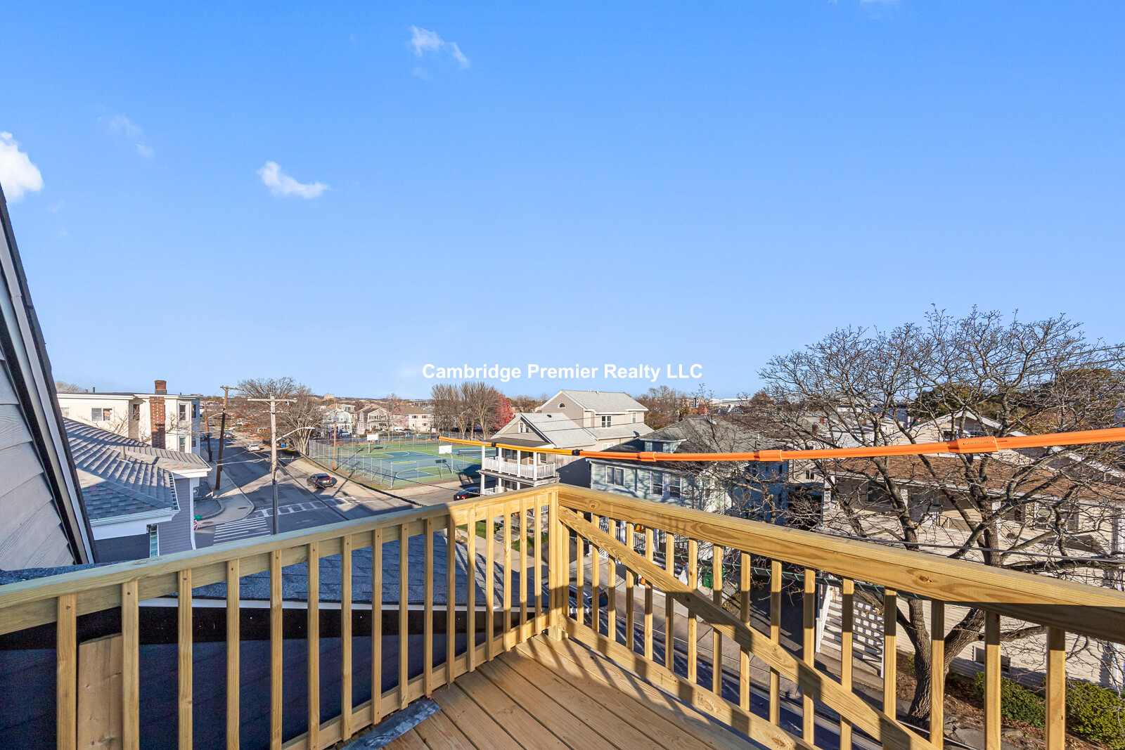 62 Bradbury Ave, Medford