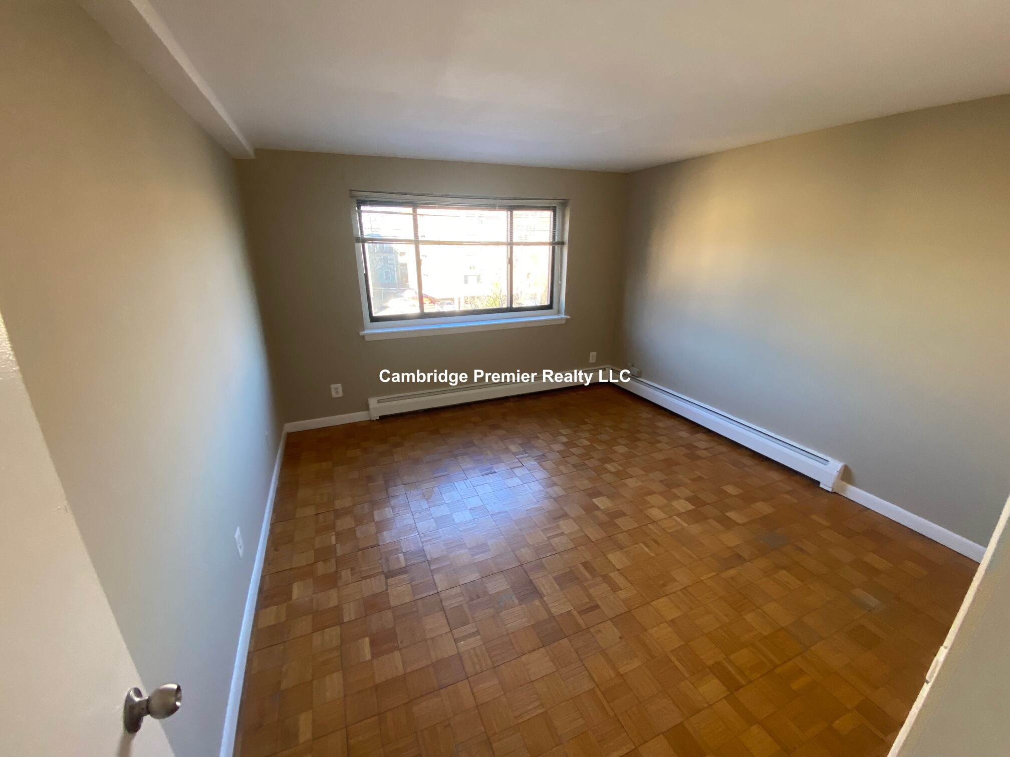 375 Harvard St, Harvard Square