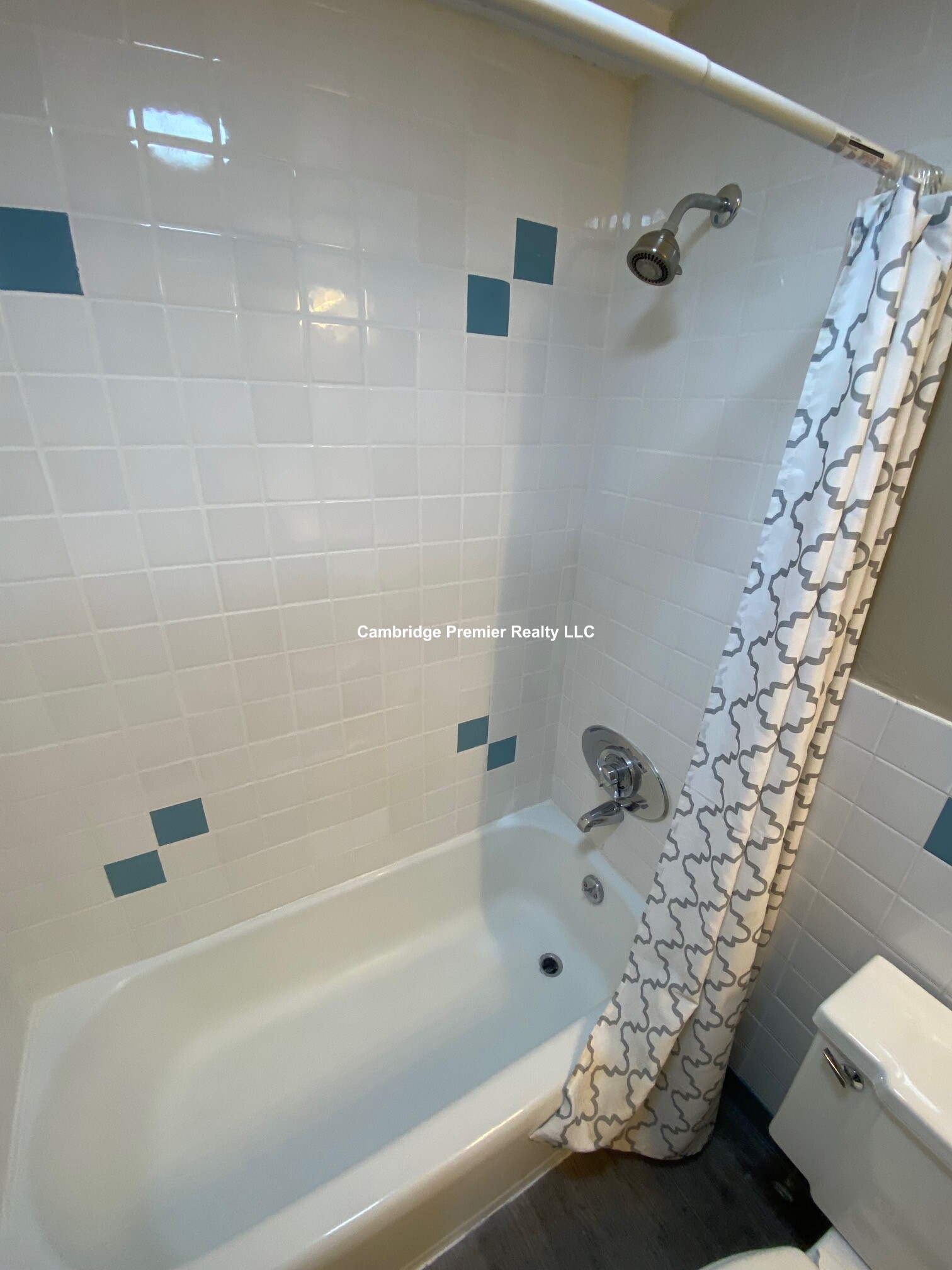 375 Harvard St, Harvard Square