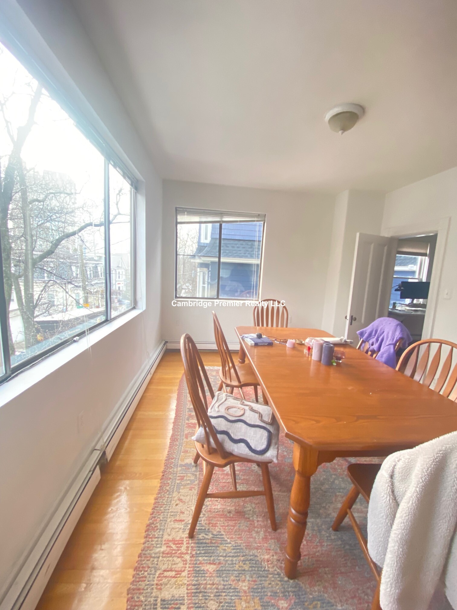 71 Putnam Ave, Riverside