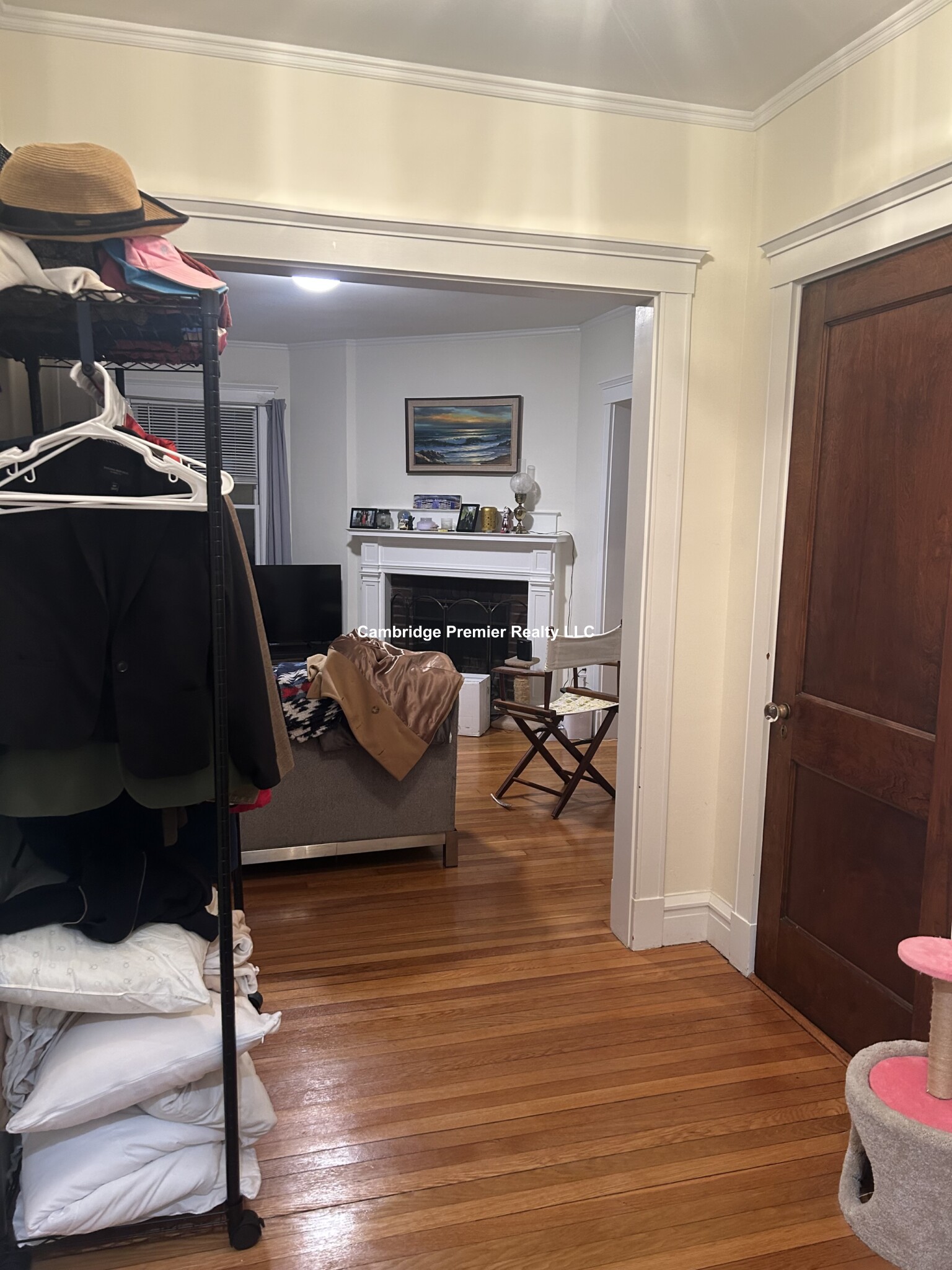 33 Concord Ave, Neighborhood Nine