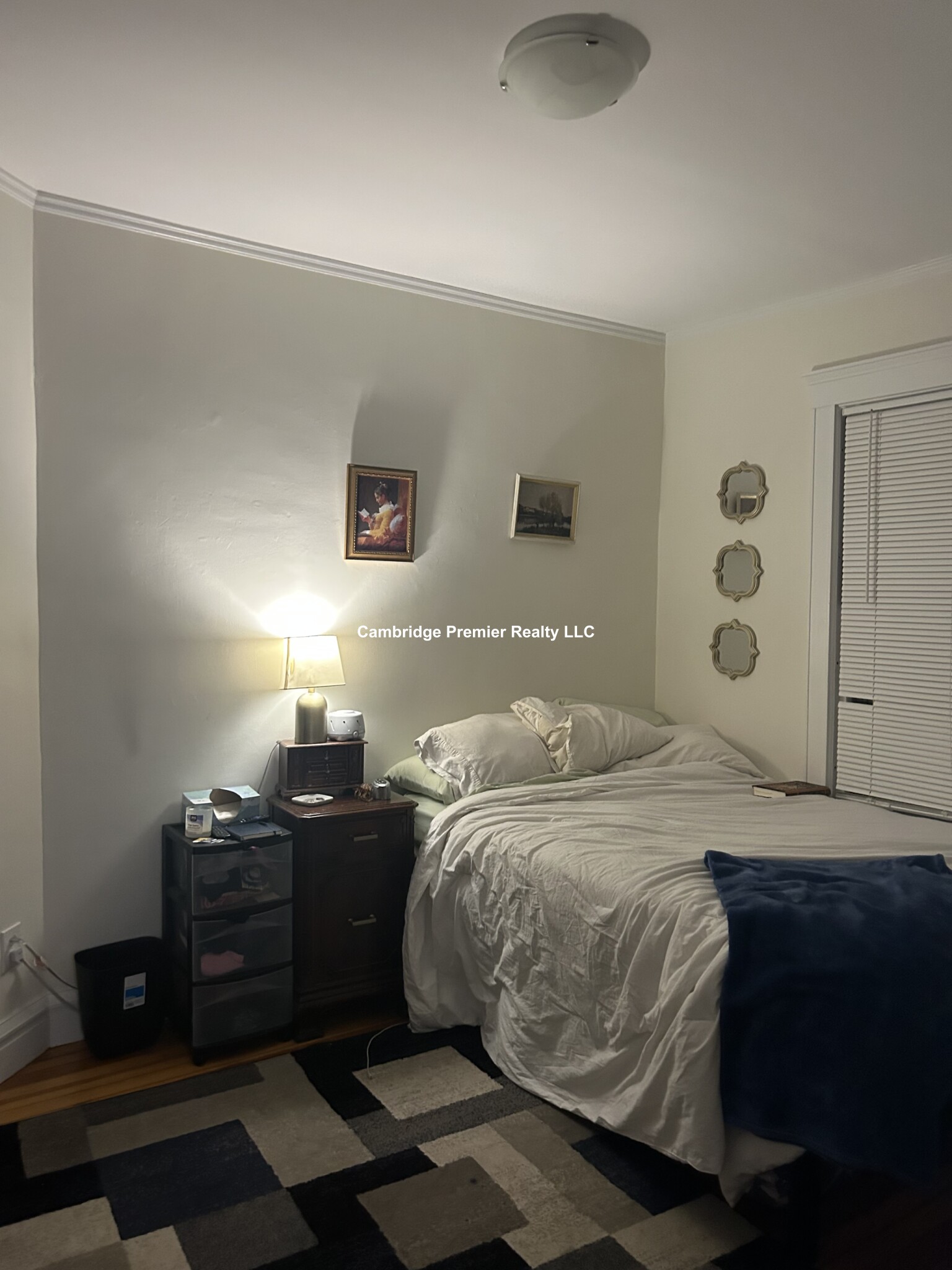 33 Concord Ave, Neighborhood Nine