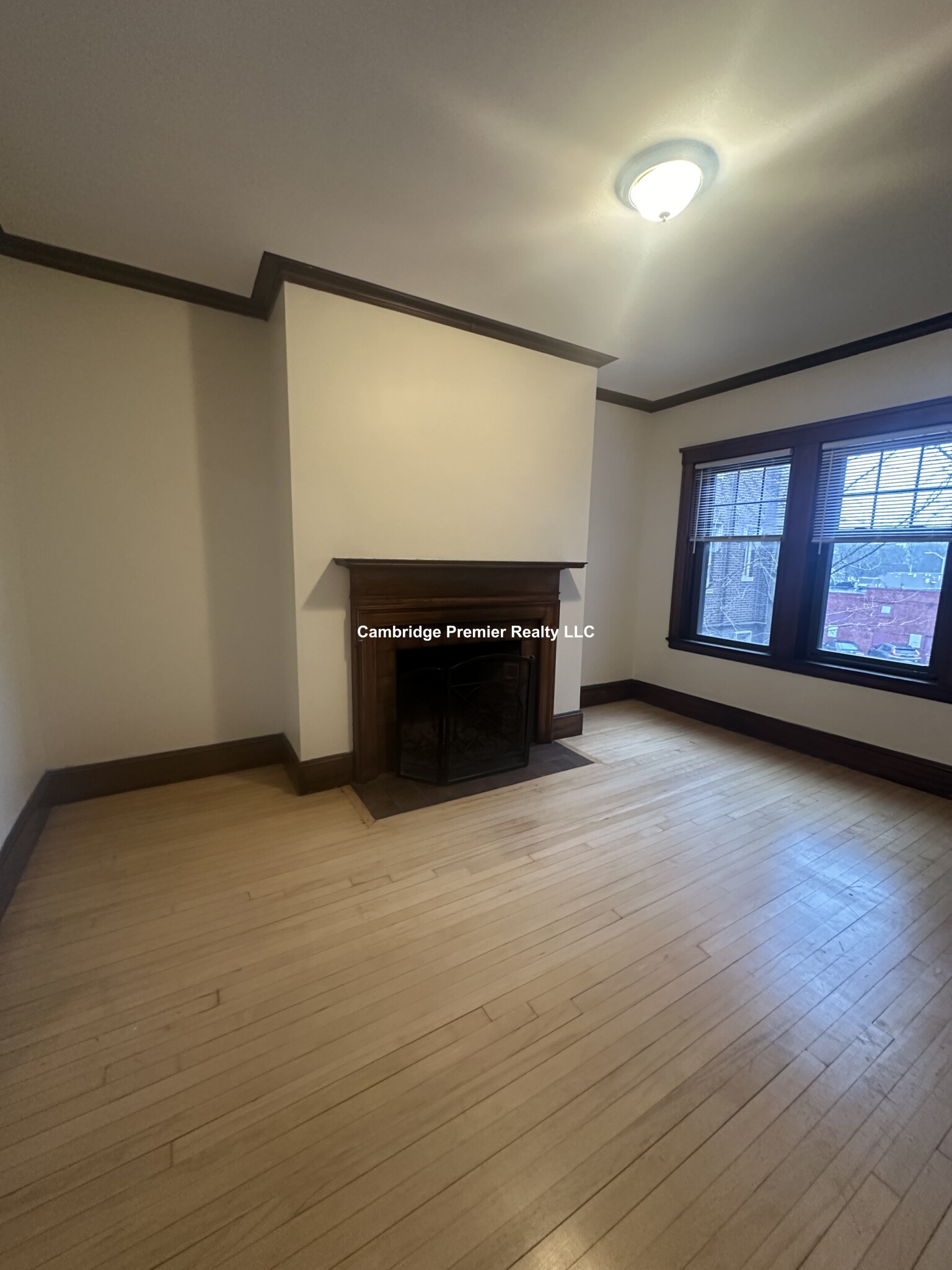 5 Linnaean St, Neighborhood Nine