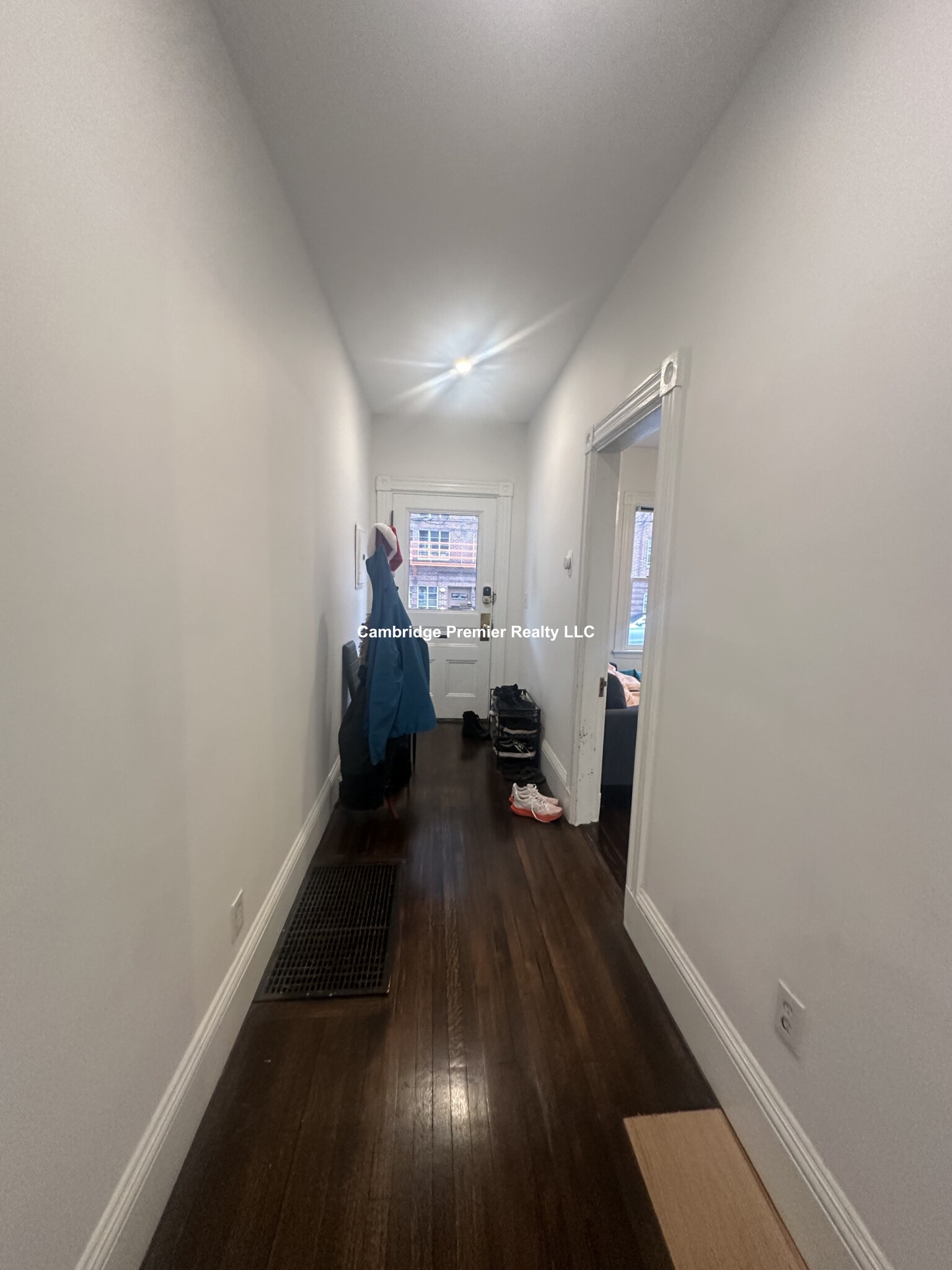 35 Highland Ave, Mid-Cambridge