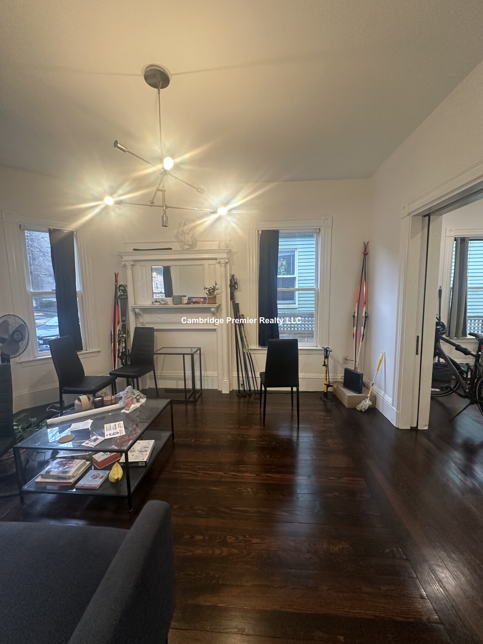 35 Highland Ave, Mid-Cambridge