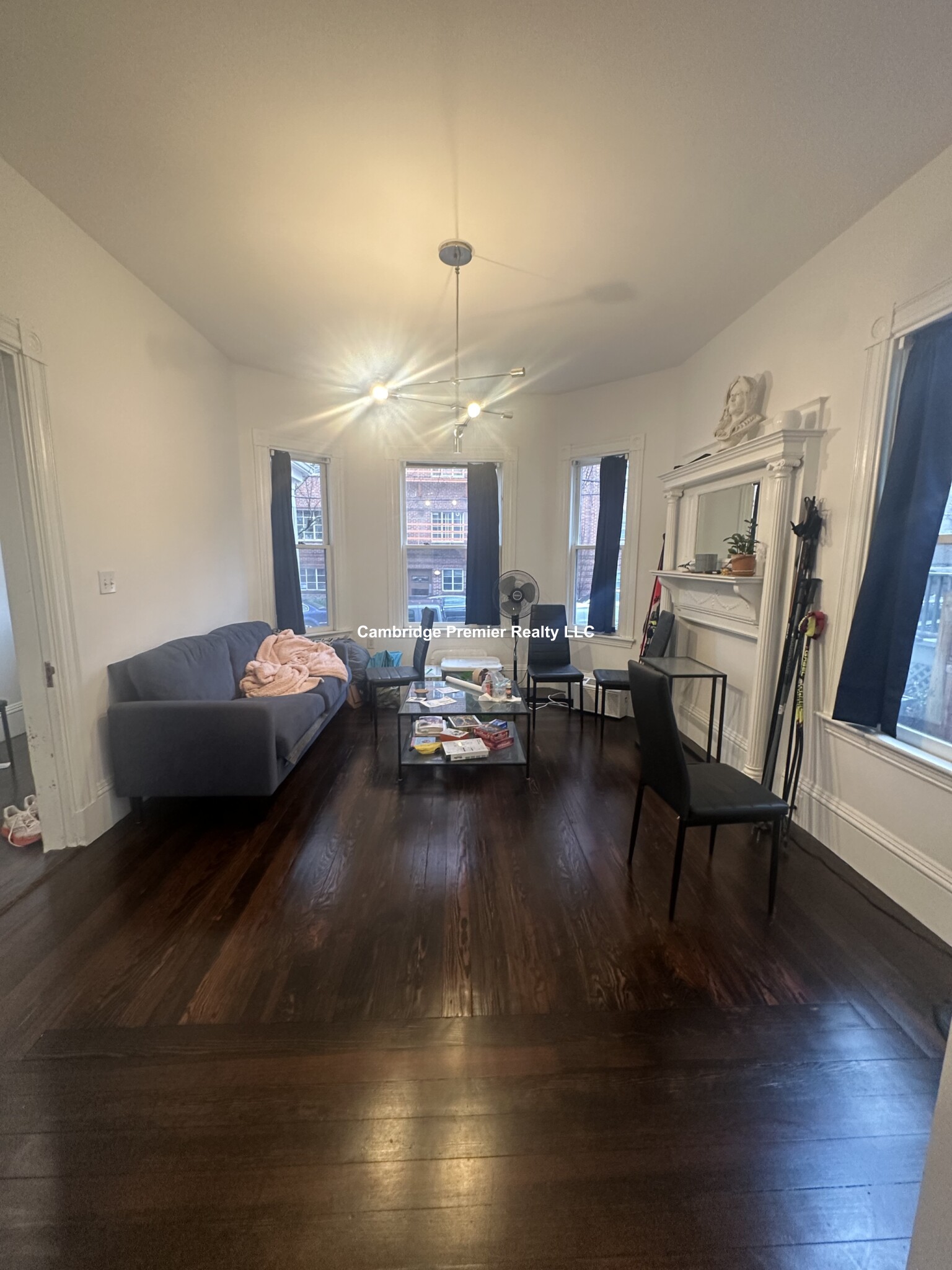 35 Highland Ave, Mid-Cambridge