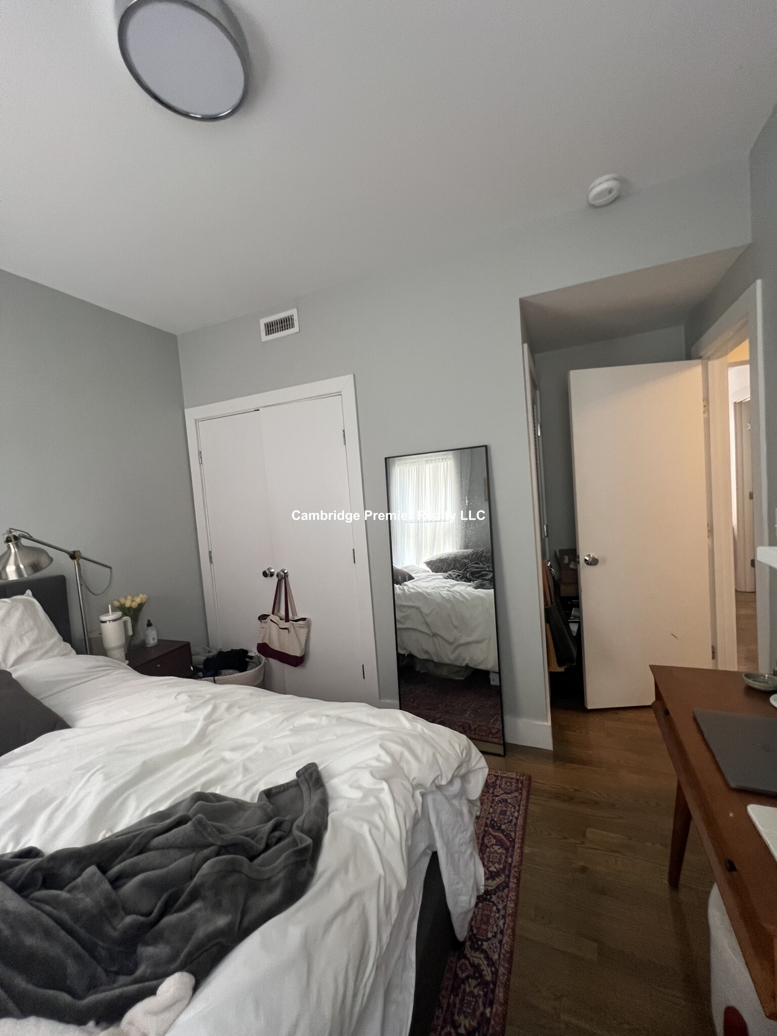 272 Beacon St, Ward Two