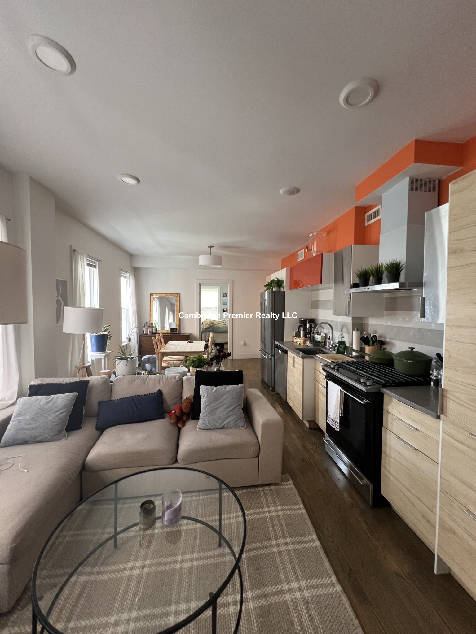 272 Beacon St, Ward Two