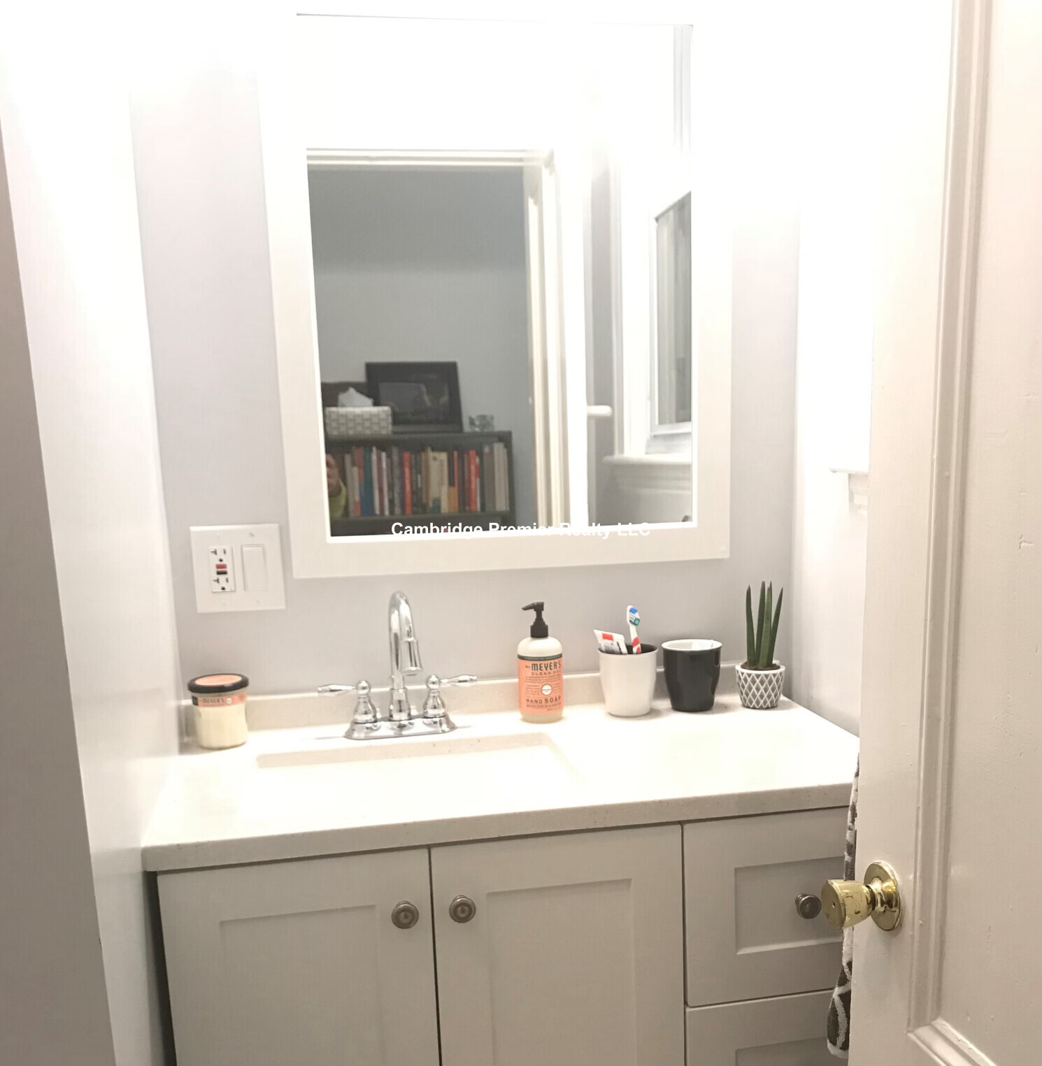 69 Beacon St, Ward Two