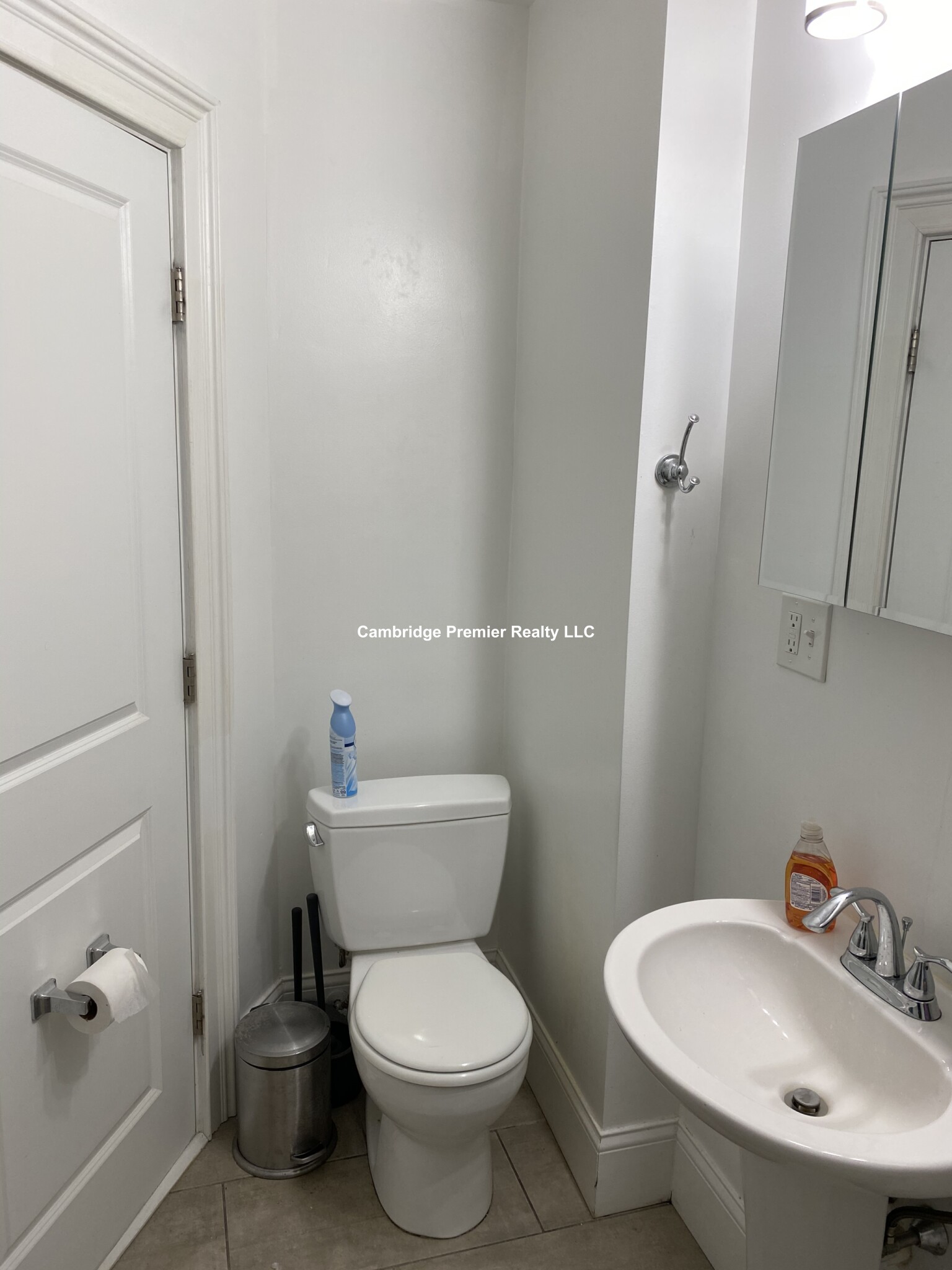 122 Columbia St, The Port