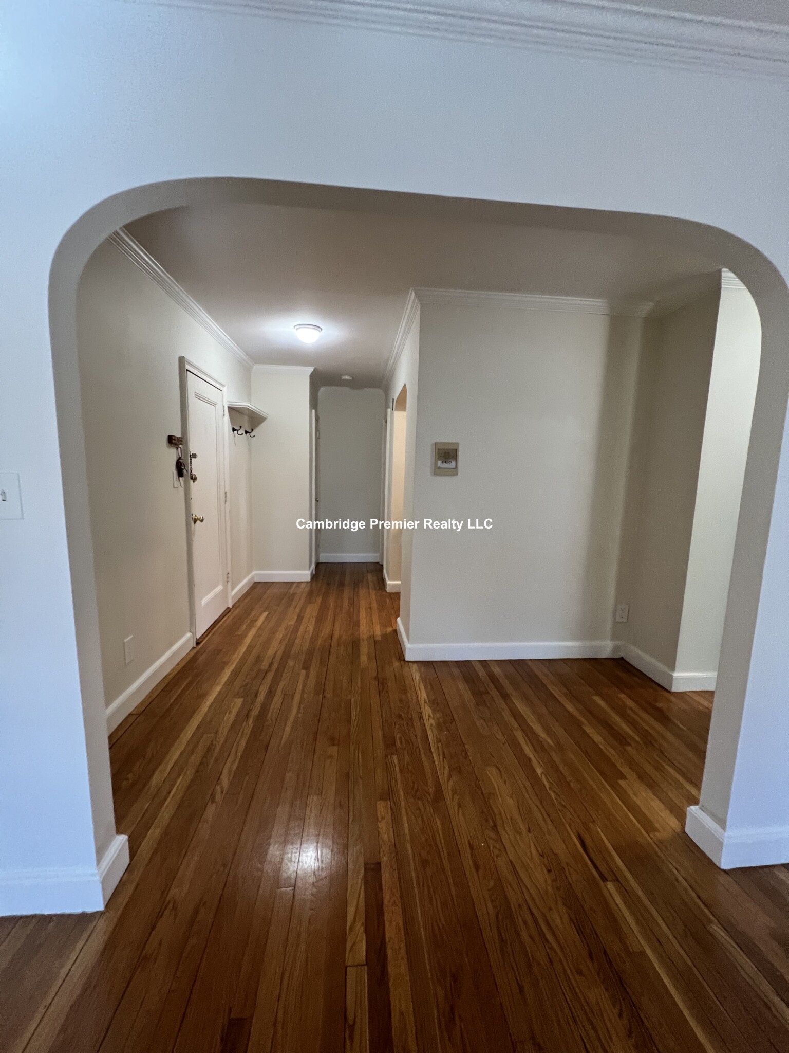 14 Presidents Ln, Quincy