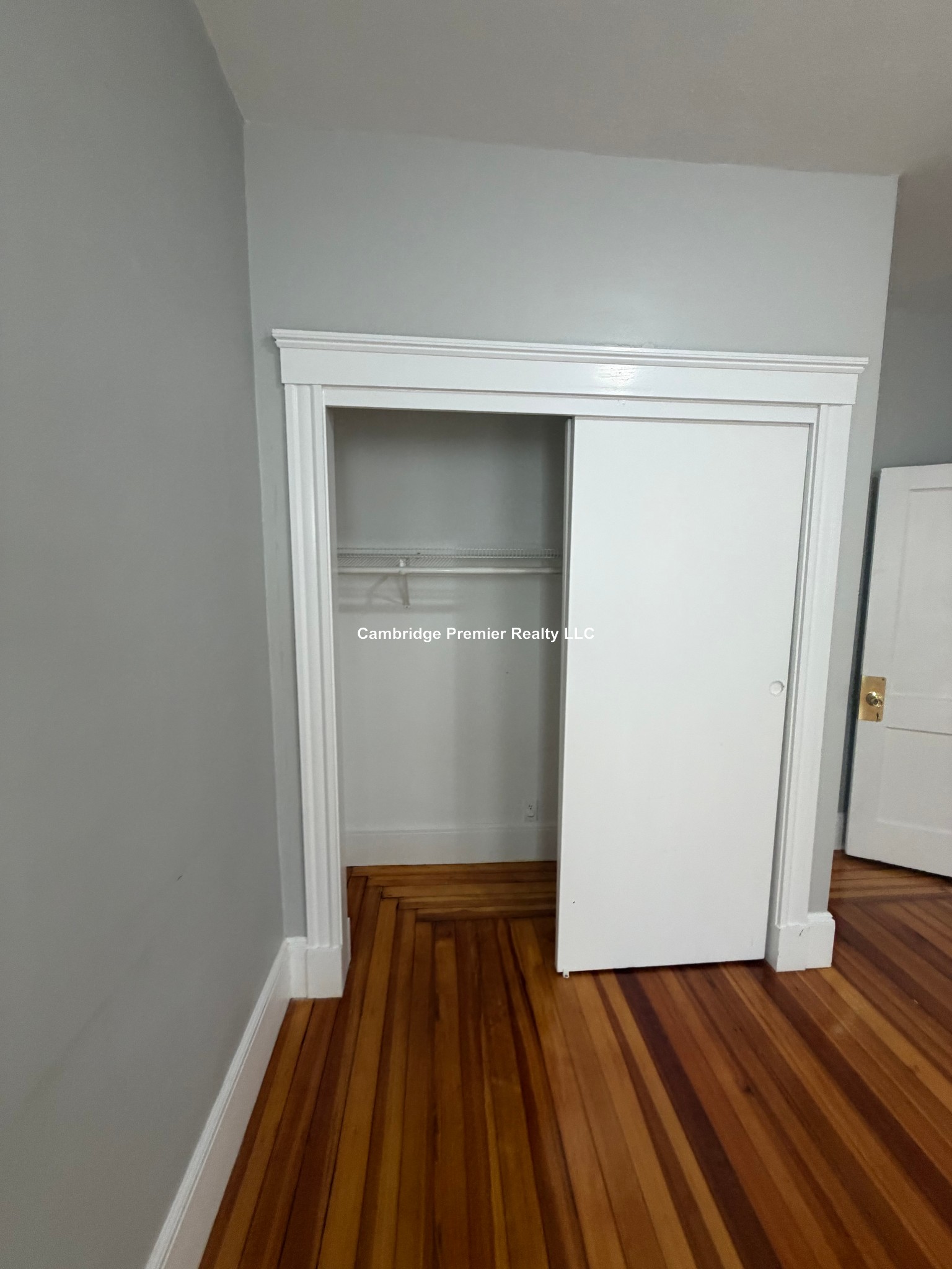 Photos of apartment on Waldo Ave.,Somerville MA 02143
