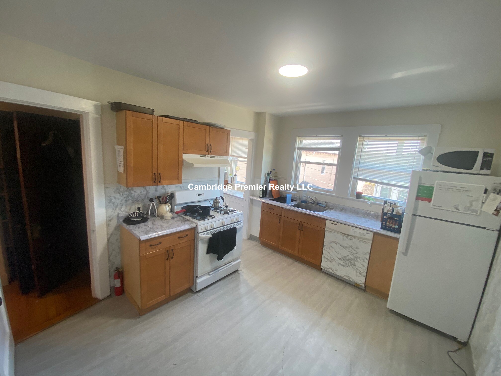 8 Mapleton St, Brighton