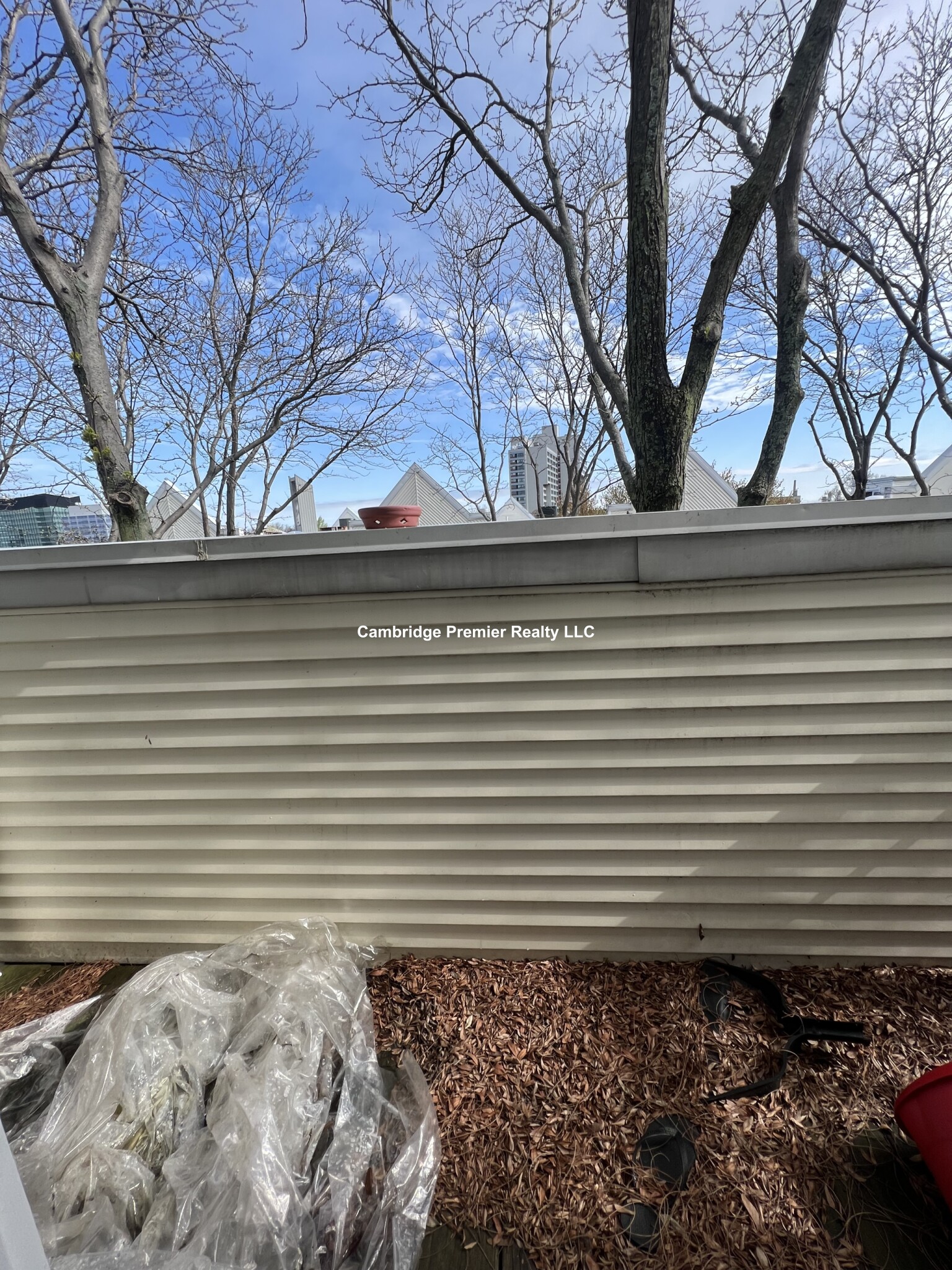 218 Thorndike St, East Cambridge