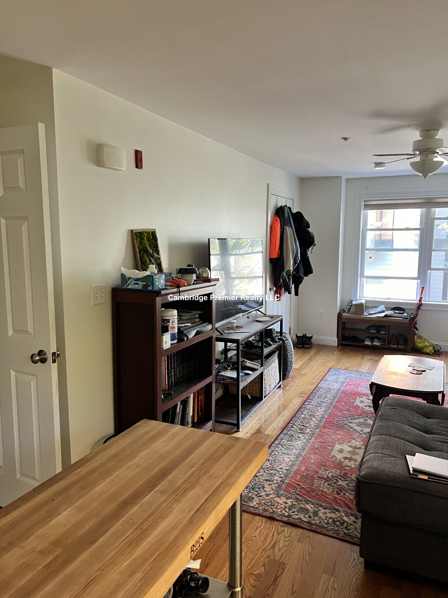 24 Beacon Pl, Ward Two